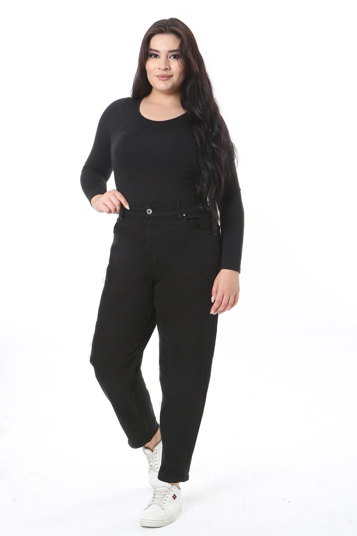 Kadın Büyük Beden Siyah Yüksek Bel Mom Kot Pantolon 65N38499