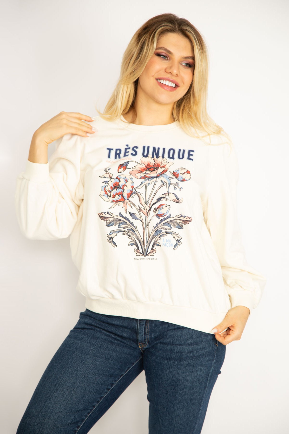 Kadın Kemik 3 İplik Kalın Ön Baskılı Omuz Büzgülü Ribanalı Sweatshirt 65N34846