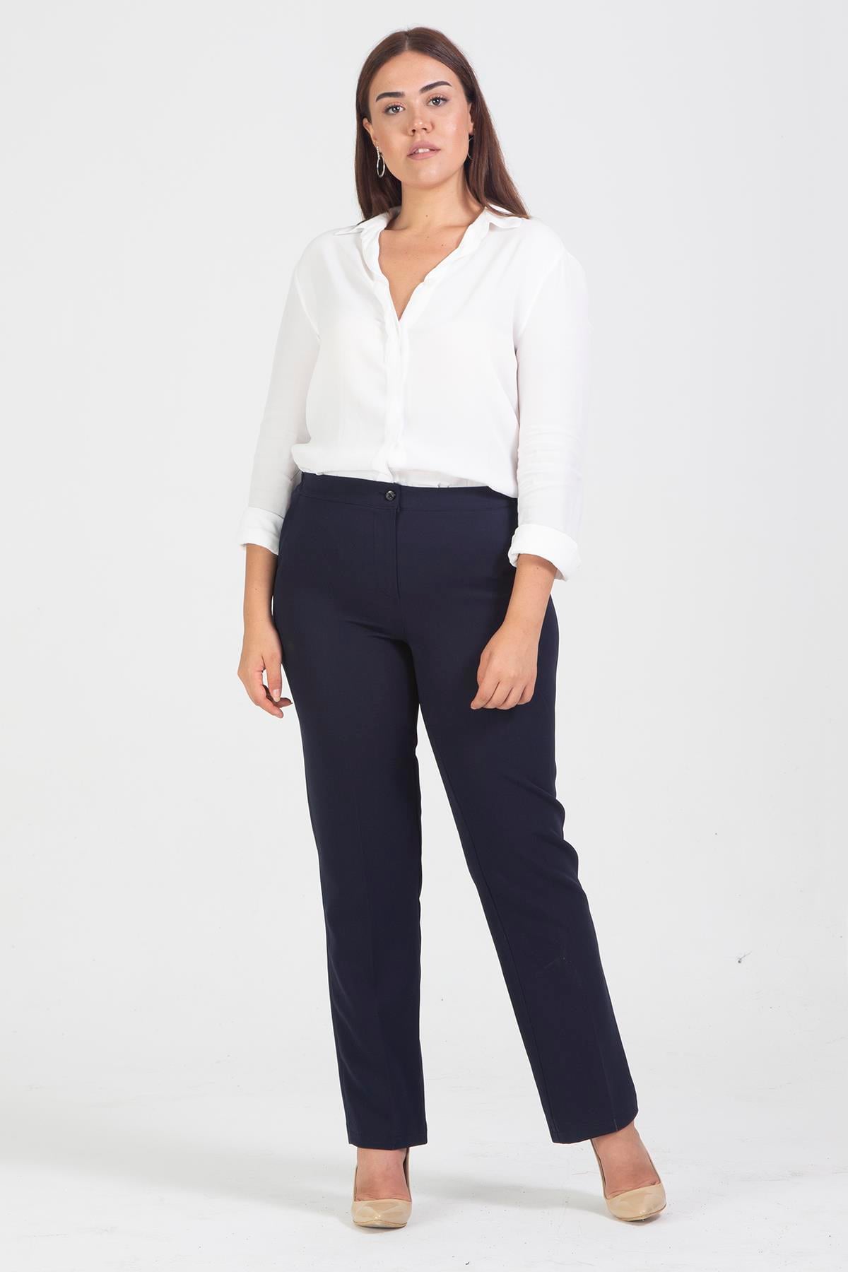 Kadın Lacivert Cepli Klasik Pantolon 65N12024