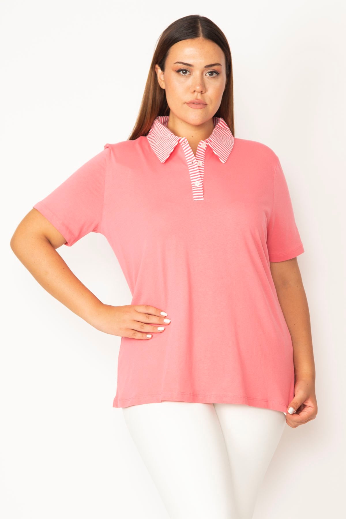 Kadın Pembe Pamuklu Kumaş Polo Yaka Ön Pat Düğmeli  Bluz 65N27823