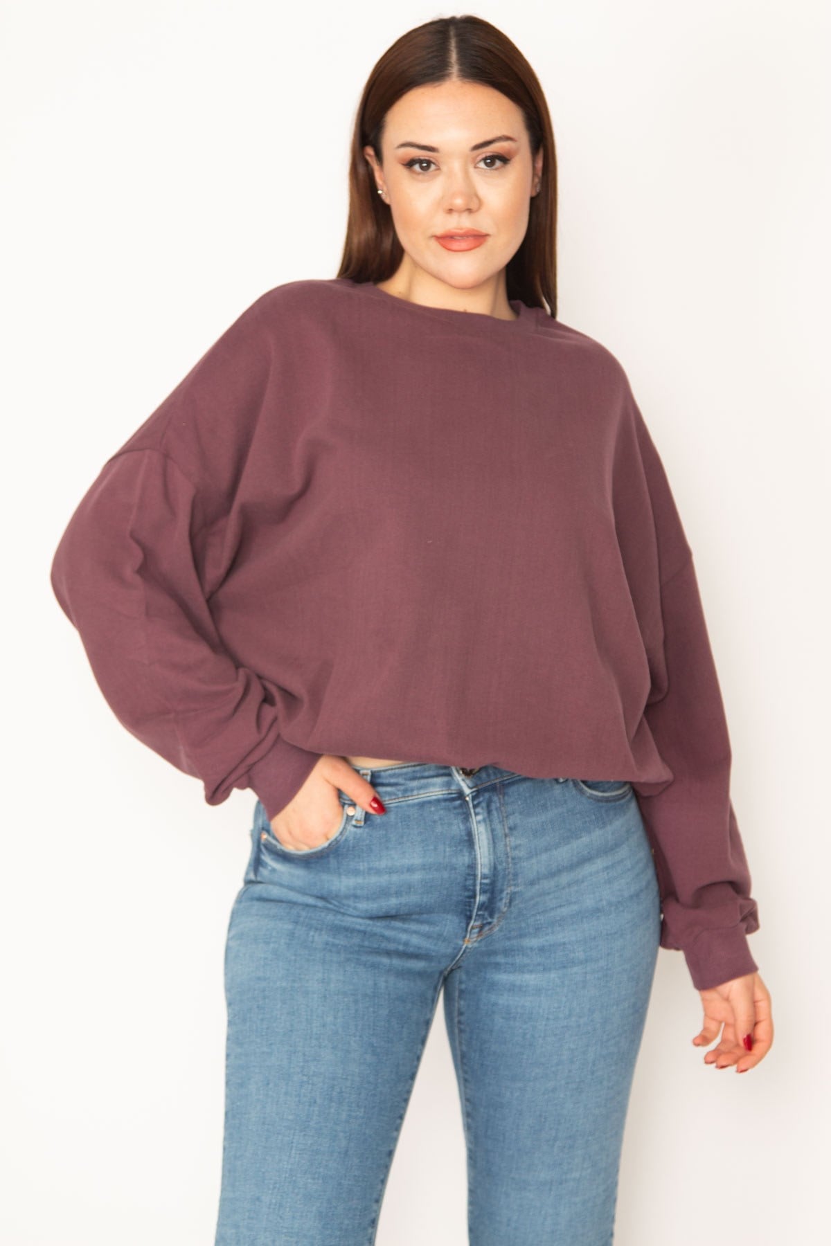 KADIN RENKLİ 3 İPLİK İÇİ ŞARDONLU ETEK UCU LASTİKLİ SWEATSHİRT