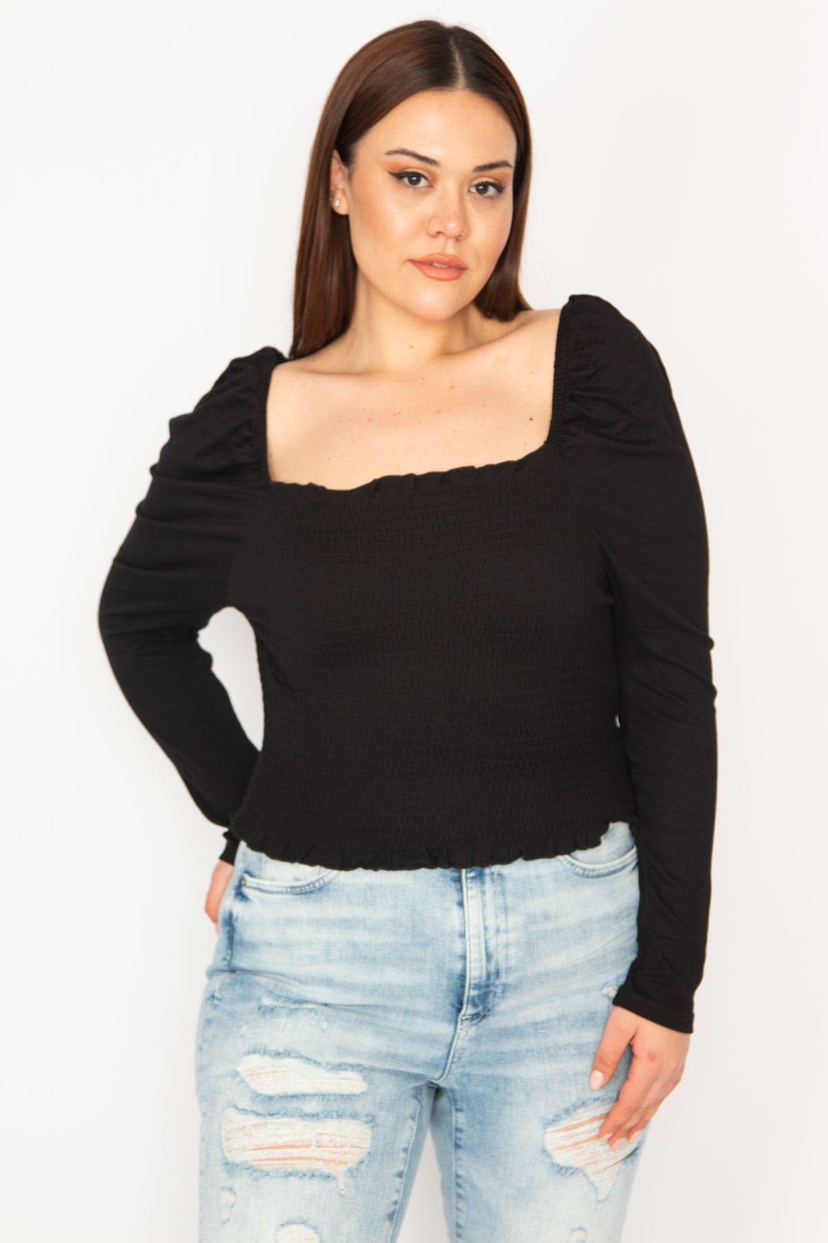 KADIN SİYAH BEDEN KISMI GİPE LASTİKLİ KARMEN YAKA UZUN KOLLU CROP BLUZ