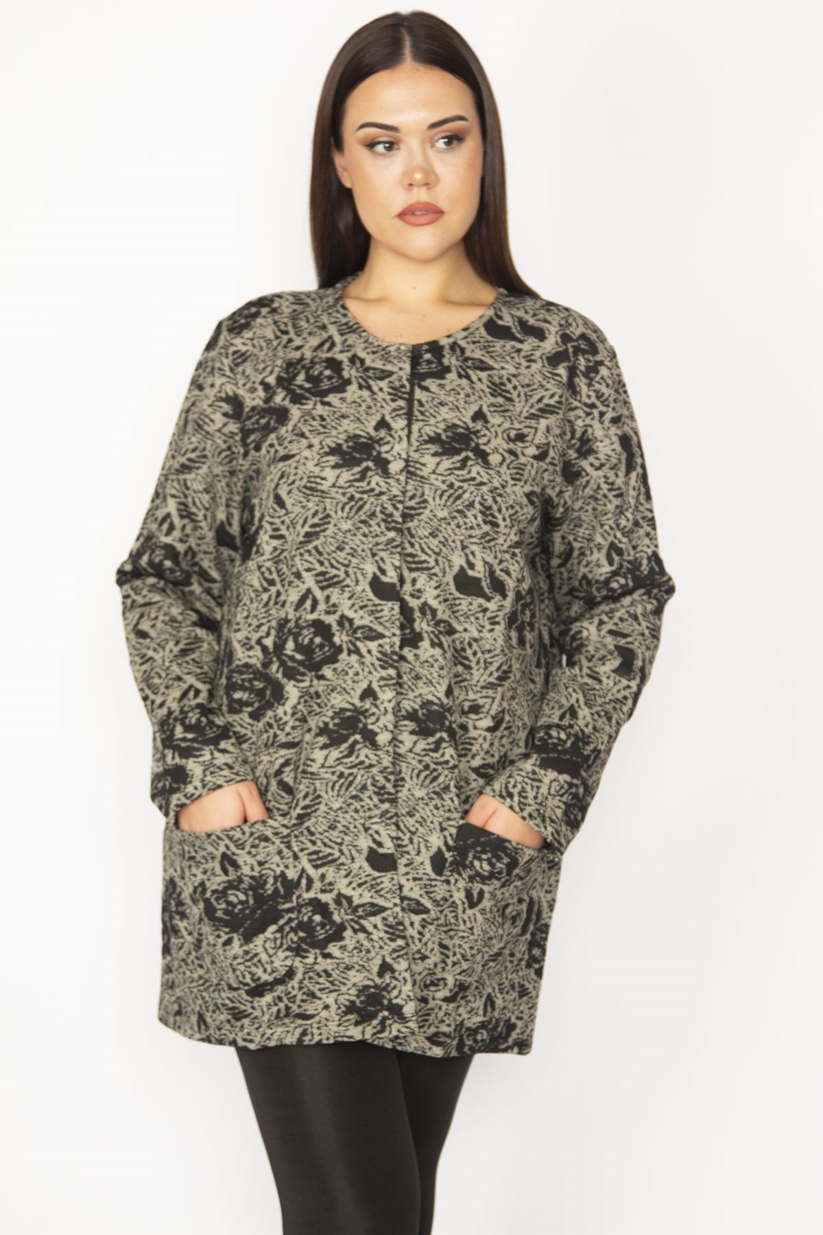 KADIN SİYAH ÖN ÇITÇIT DÜĞMELİ CEPLİ UZUN ASTARSIZ CEKET