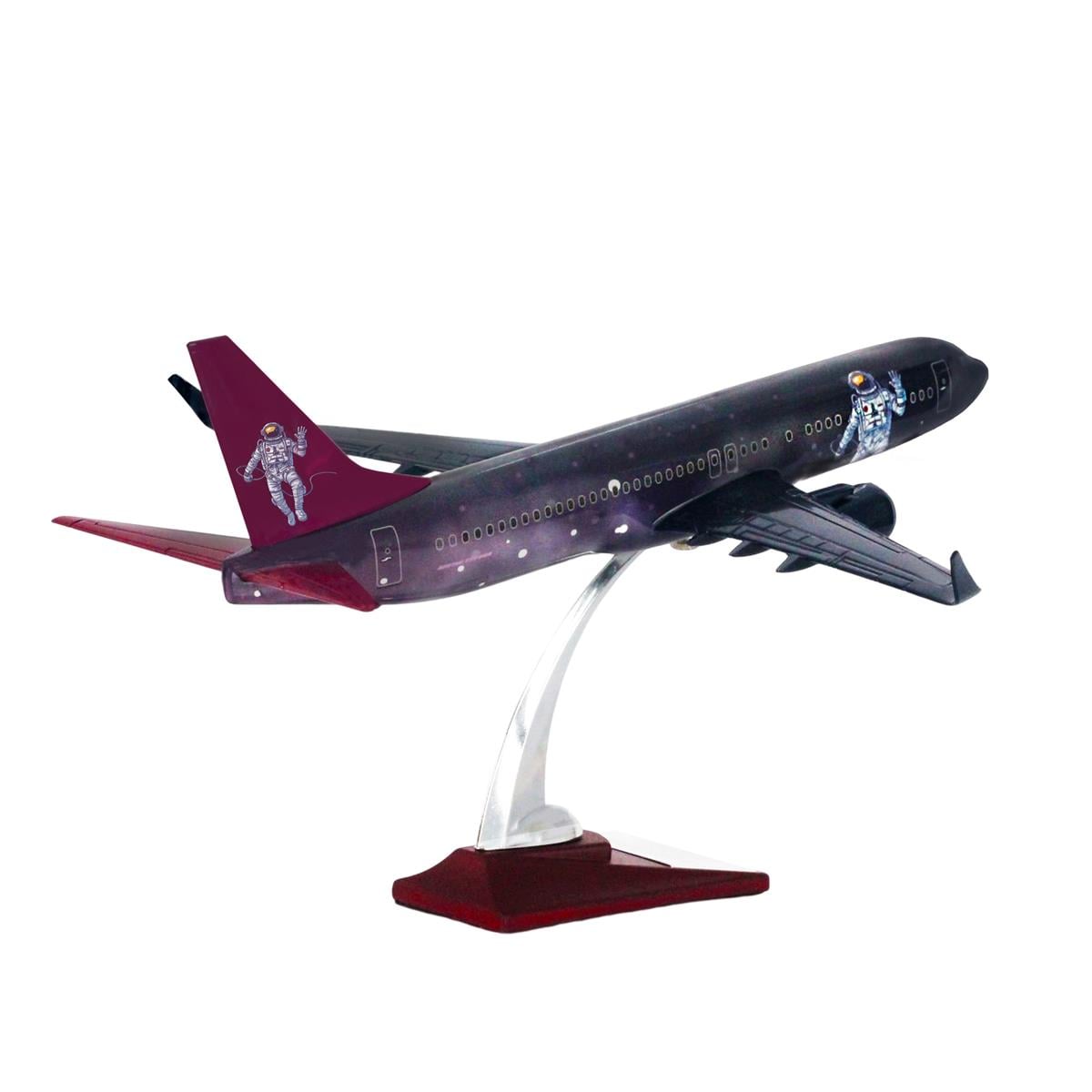 Zekupp Boeing 737-800 1/100 Ölçek Astronot Temalı Maket Uçak