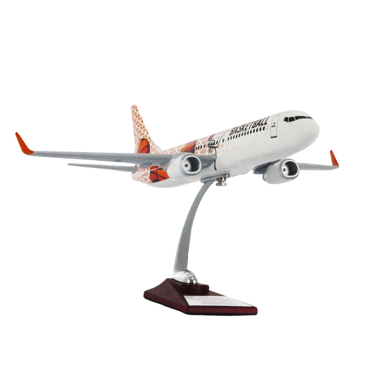 Zekupp Boeing 737-800 1/100 Ölçek Basketbol Temalı Maket Uçak