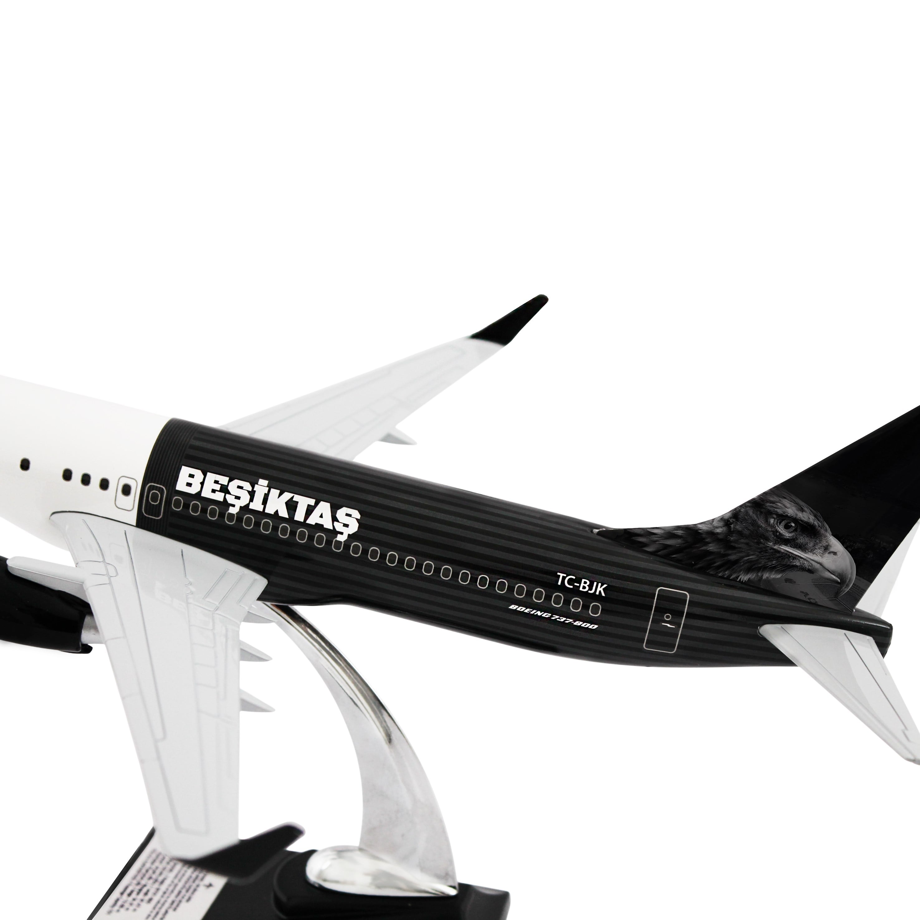 Zekupp Boeing 737-800 1/100 Ölçek Beşiktaş Lisanslı Çizgili Tasarım  Maket Uçak