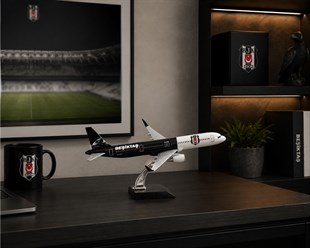 Zekupp Airbus 321 1/200 Ölçek Beşiktaş Lisanslı Çizgili Tasarım  Maket Uçak