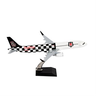 Zekupp Airbus 321 1/200 Ölçek Beşiktaş Lisanslı Damalı Tasarım Maket Uçak