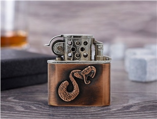 Zekupp Joker Çakmak - Zippo Yılan Tasarımlı Çakmak