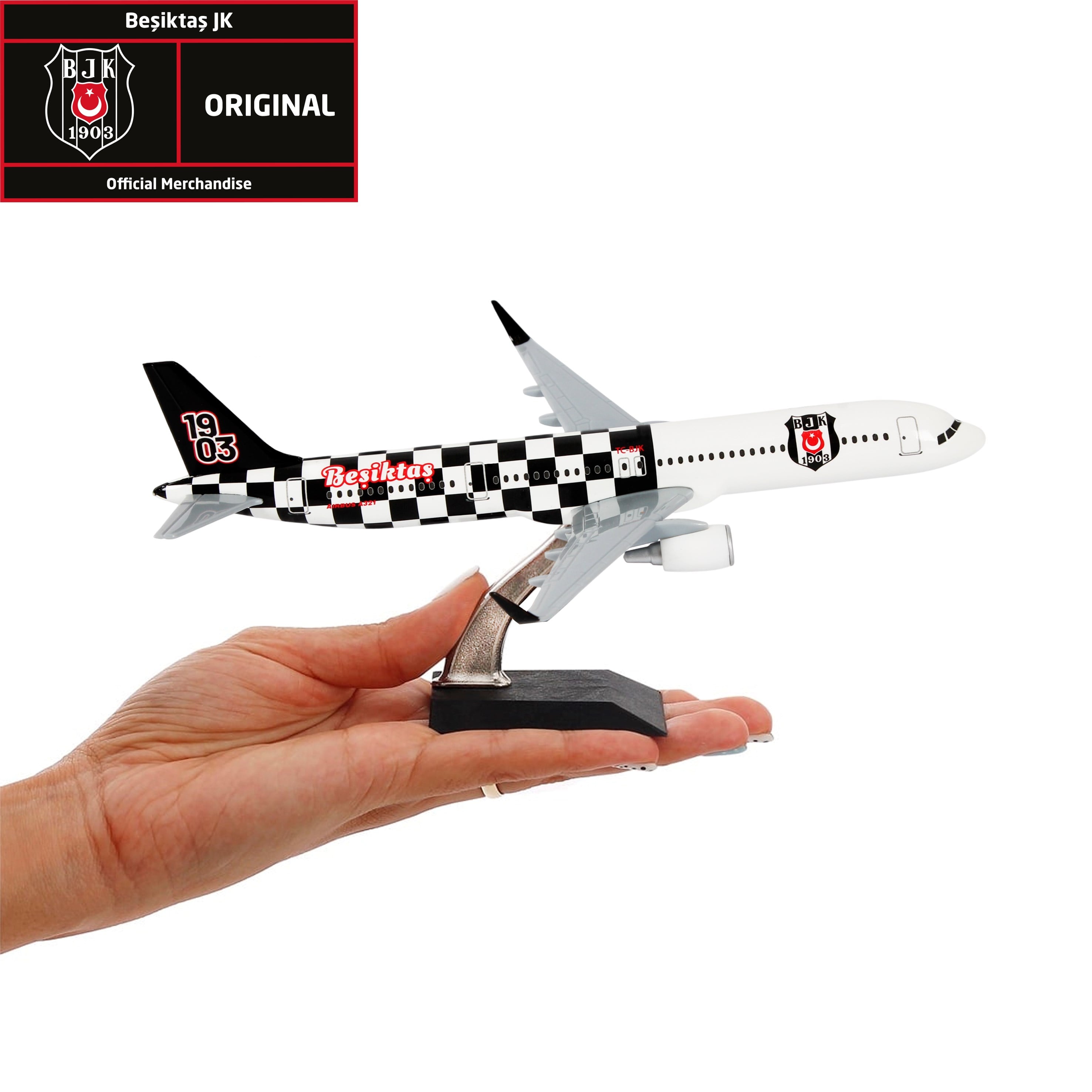 UCK0236Zekupp Airbus 321 1/200 Ölçek Beşiktaş Lisanslı Damalı Tasarım Maket Uçak