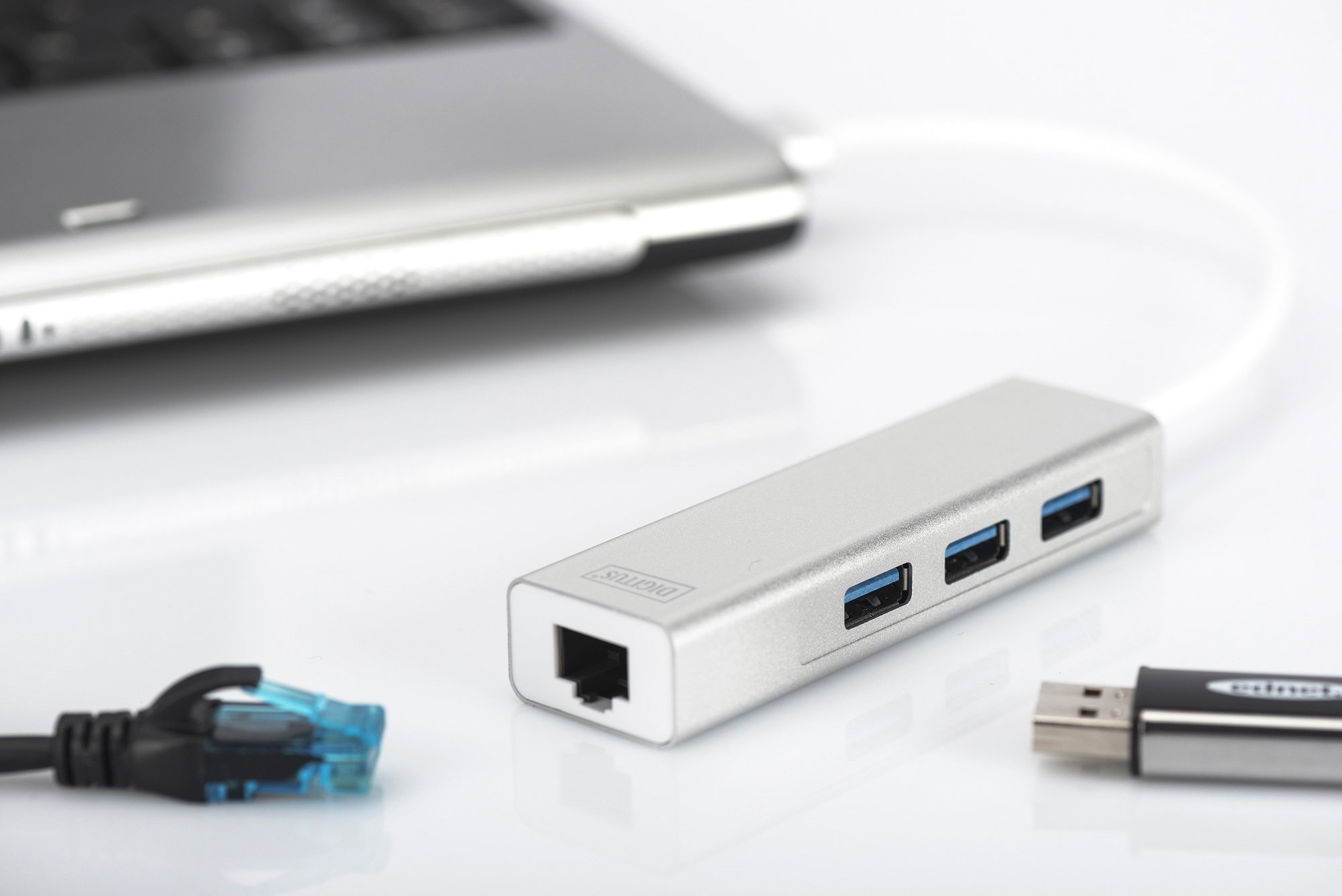 DIGITUS Gigabit USB 3.0 Ethernet Çoklayıcı Hub (DA-70250-1)