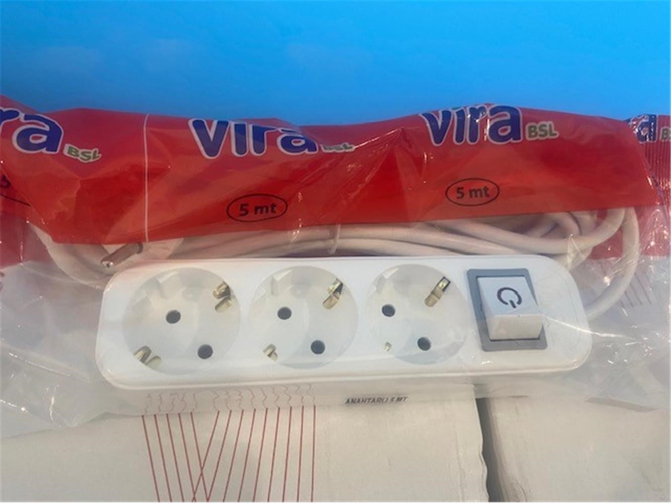 Vira 3lü 2mt Anahtarlı Topraklı Priz