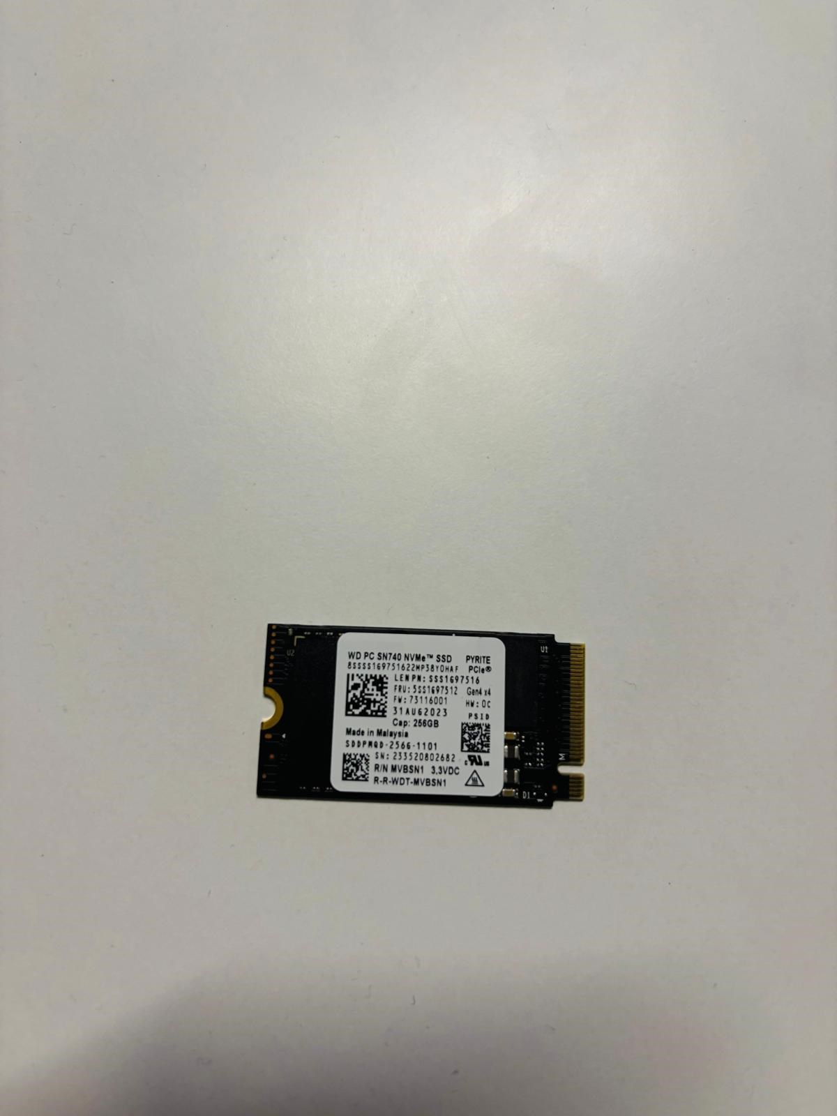 WD 256GB SN740 SDDQNQD-256G 4000-2000MB/s M2 2242 NVME GEN4 Disk Kutusuz