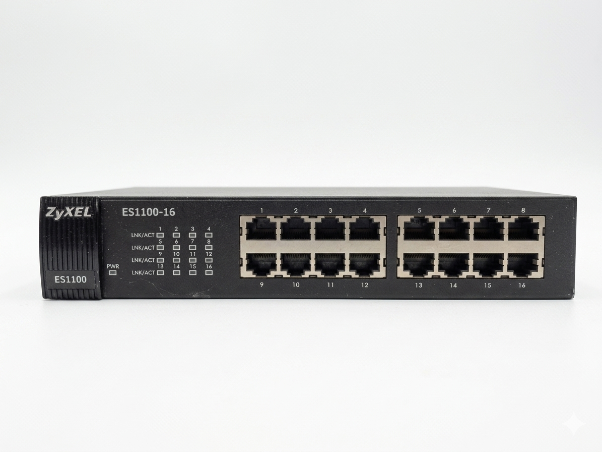 Zyxel ES1100-16 16 Port 10/100 Mbps Switch 2. El | Outlet | Kutusuz | Sadece Cihaz