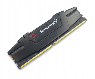 GSKILL 8GB DDR4 3200MHZ CL16 PC RAM RIPJAWS V F4-3200C16S-8GVKB