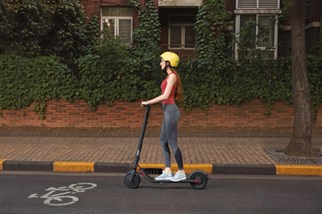 SEGWAY Ninebot KickScooter E25E Elektrikli Scooter