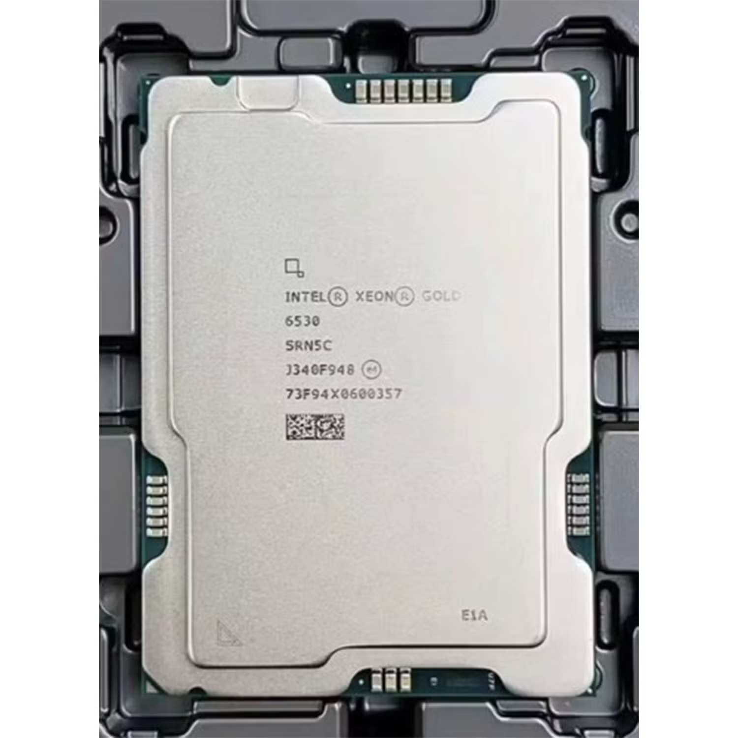 INTEL Xeon Gold 6530 32çekirdekli 160MB 4677p Kutusuz-Fansız Sunucu İşlemcisi