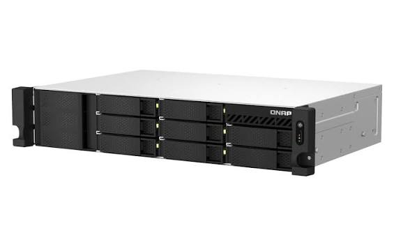 QNAP 8diskli Ryzen V1500B QC-4GB RAM-2.5GbE Nas Server TS-873AeU-RP-4G