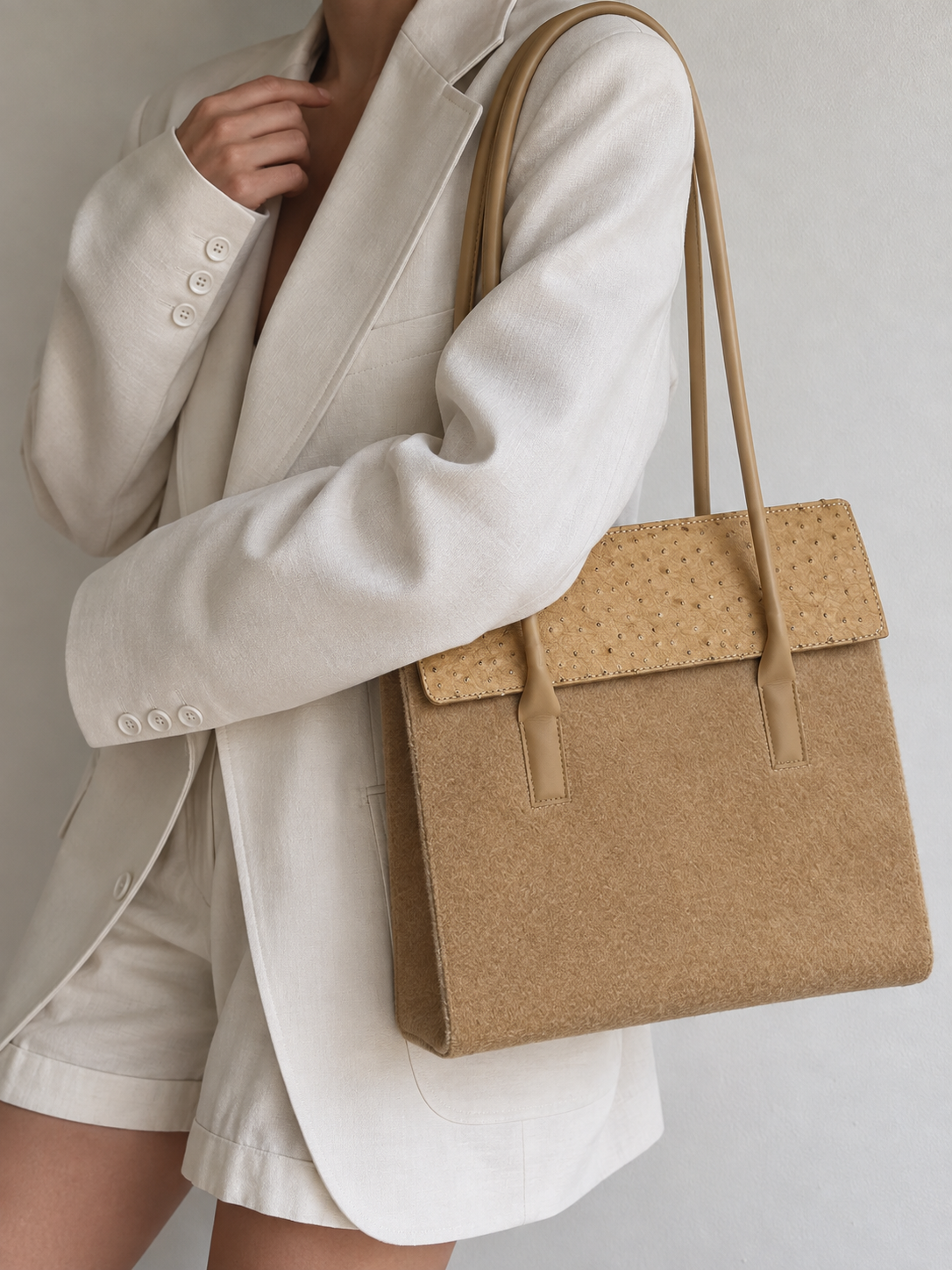1970s Camel Suede-Feel Çanta