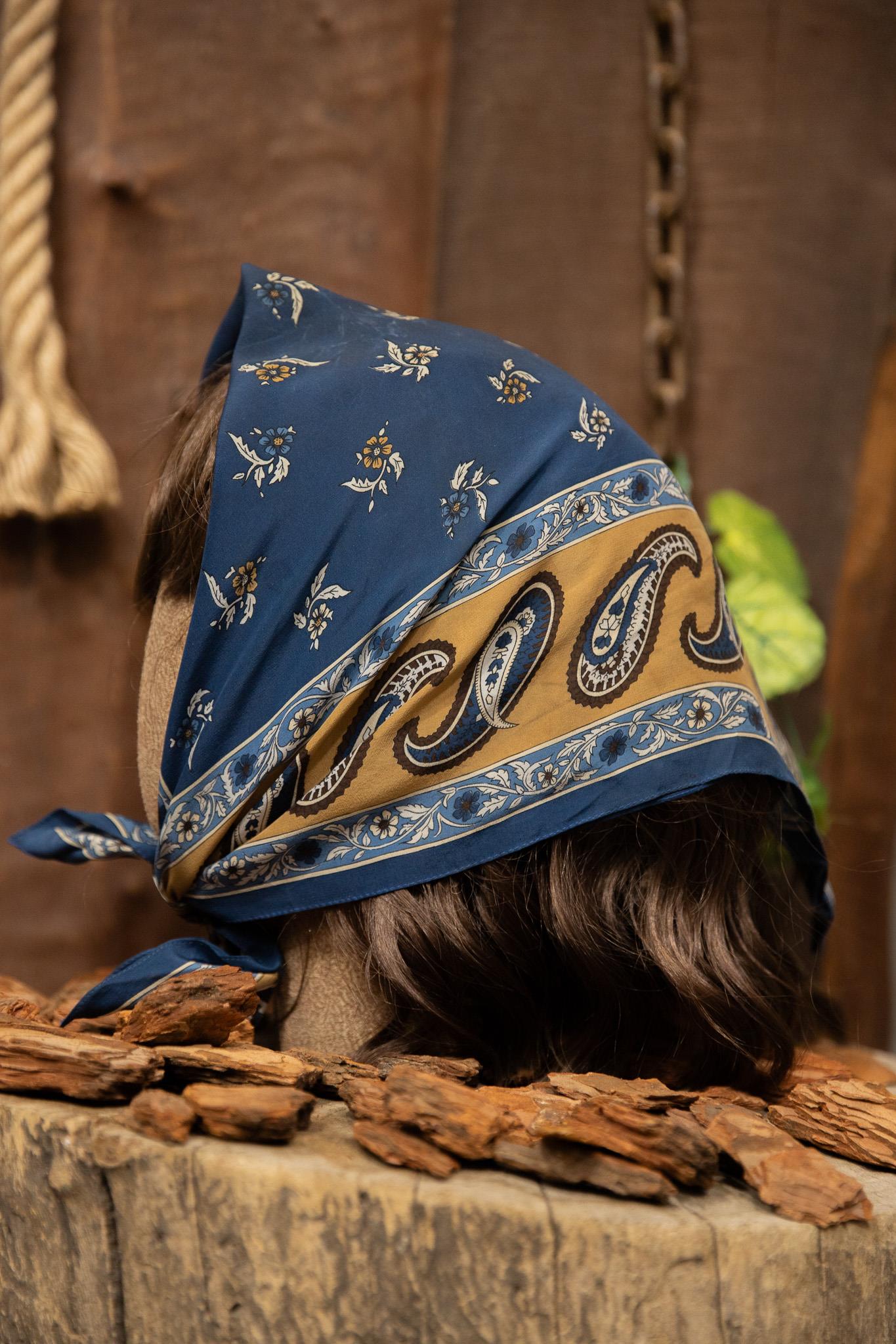 70s Navy Classic Silk Fular