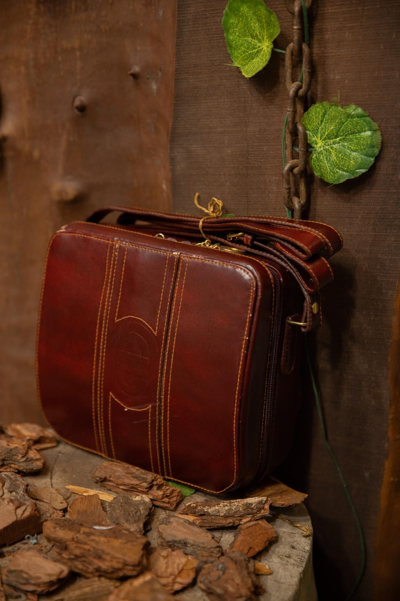 80s Burgundy Tooled Deri Çanta