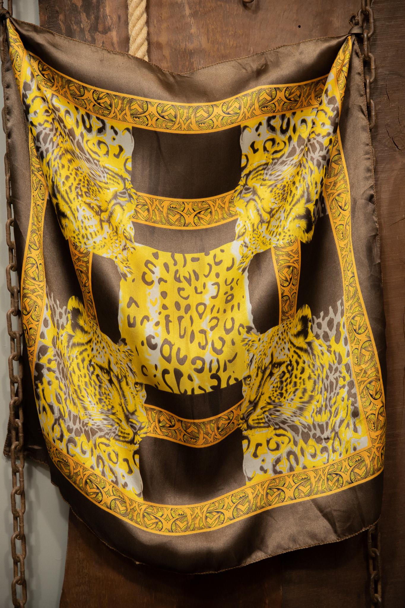 80s Leopard Silk Fular