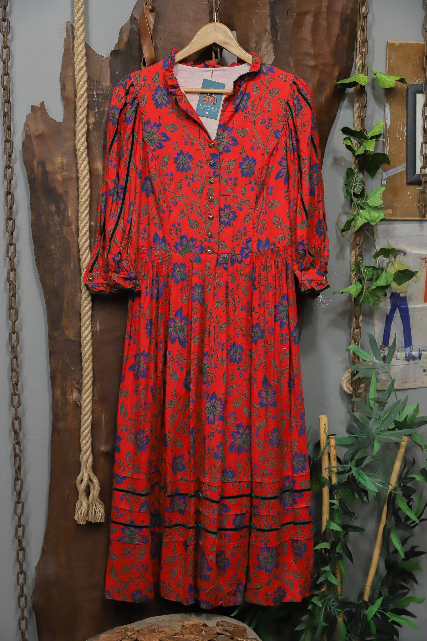 90s Austrian Festival Floral Ethnic Elbise