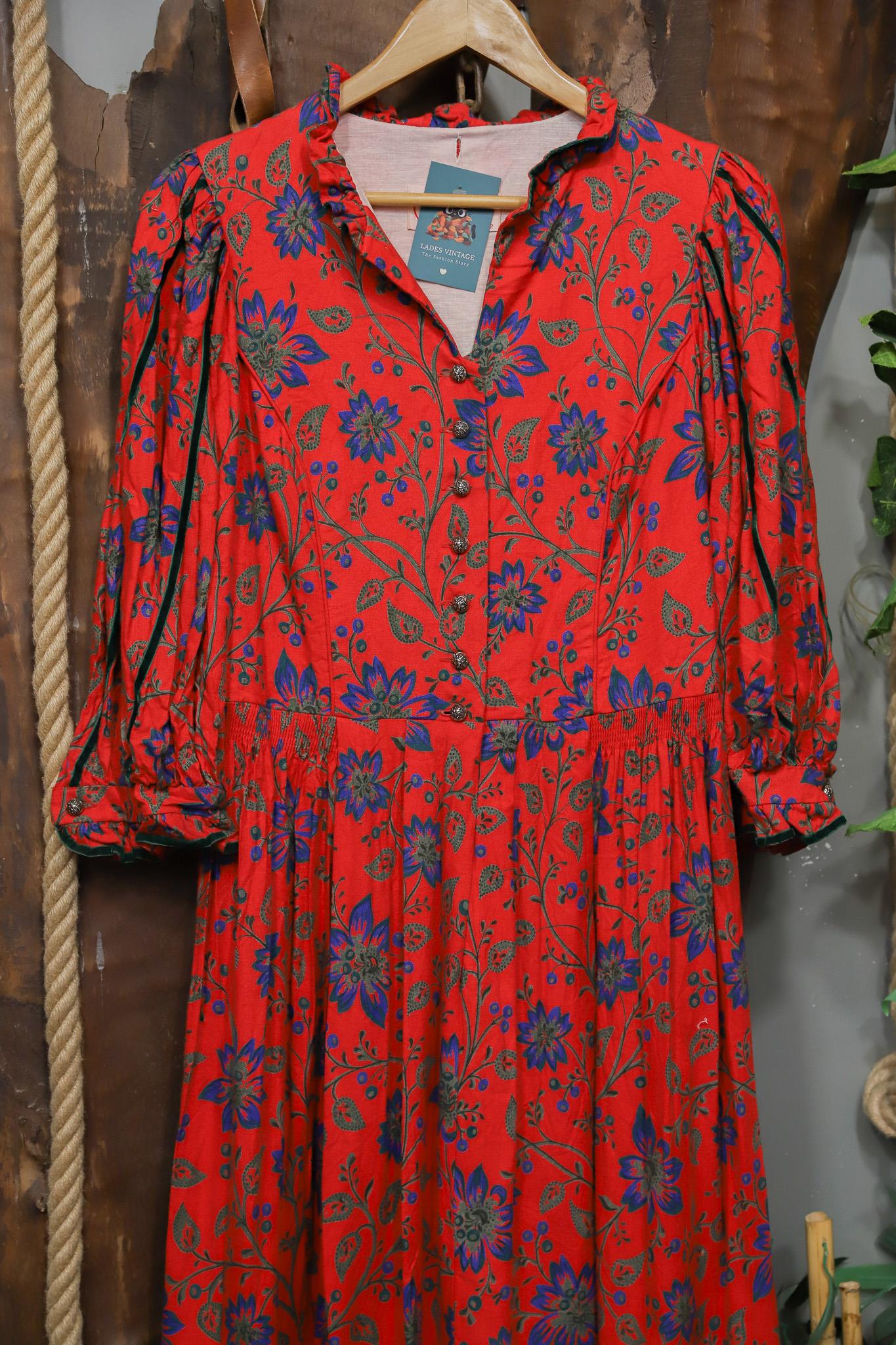 90s Austrian Festival Floral Ethnic Elbise
