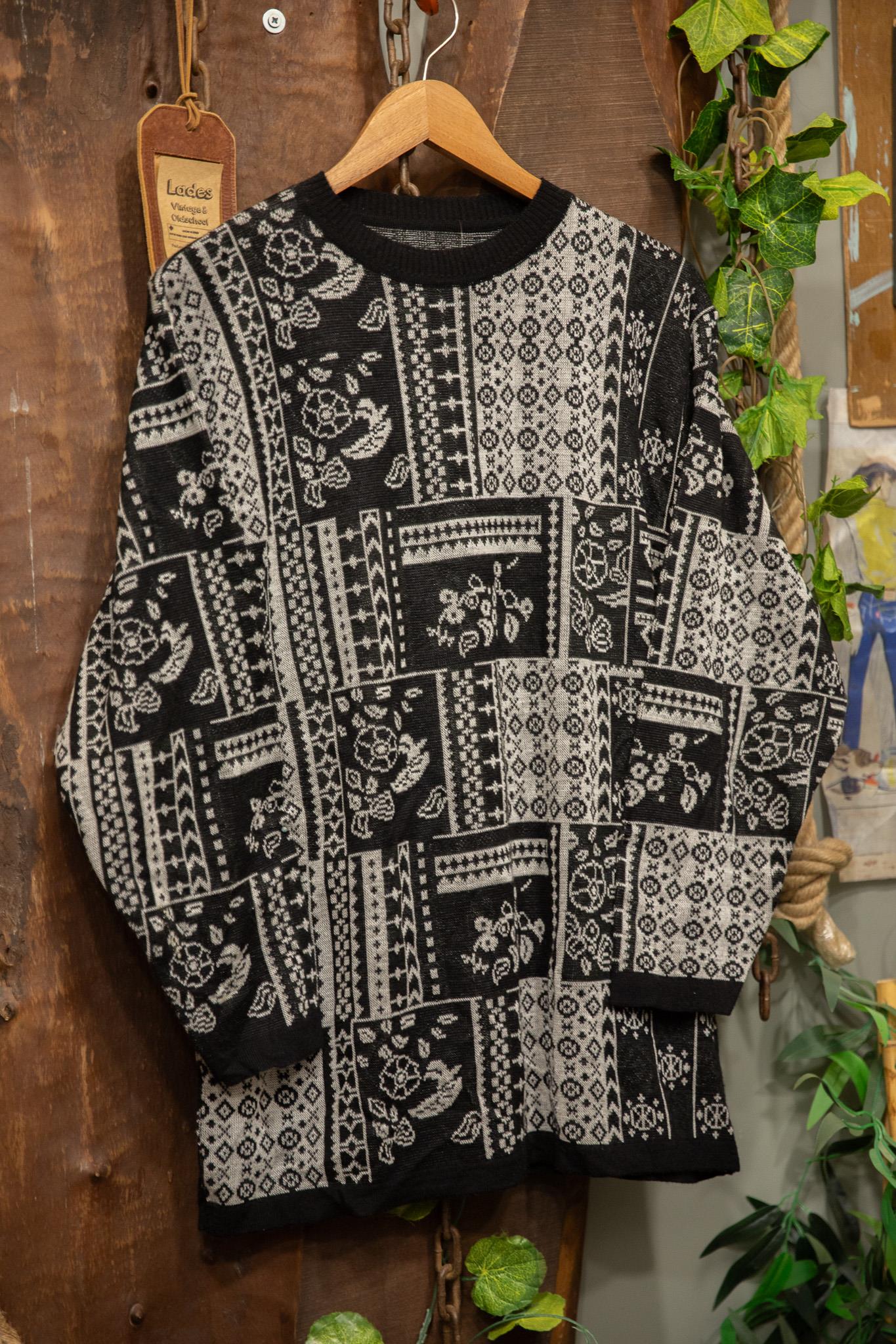 Coogi Tarz Black&White Kazak