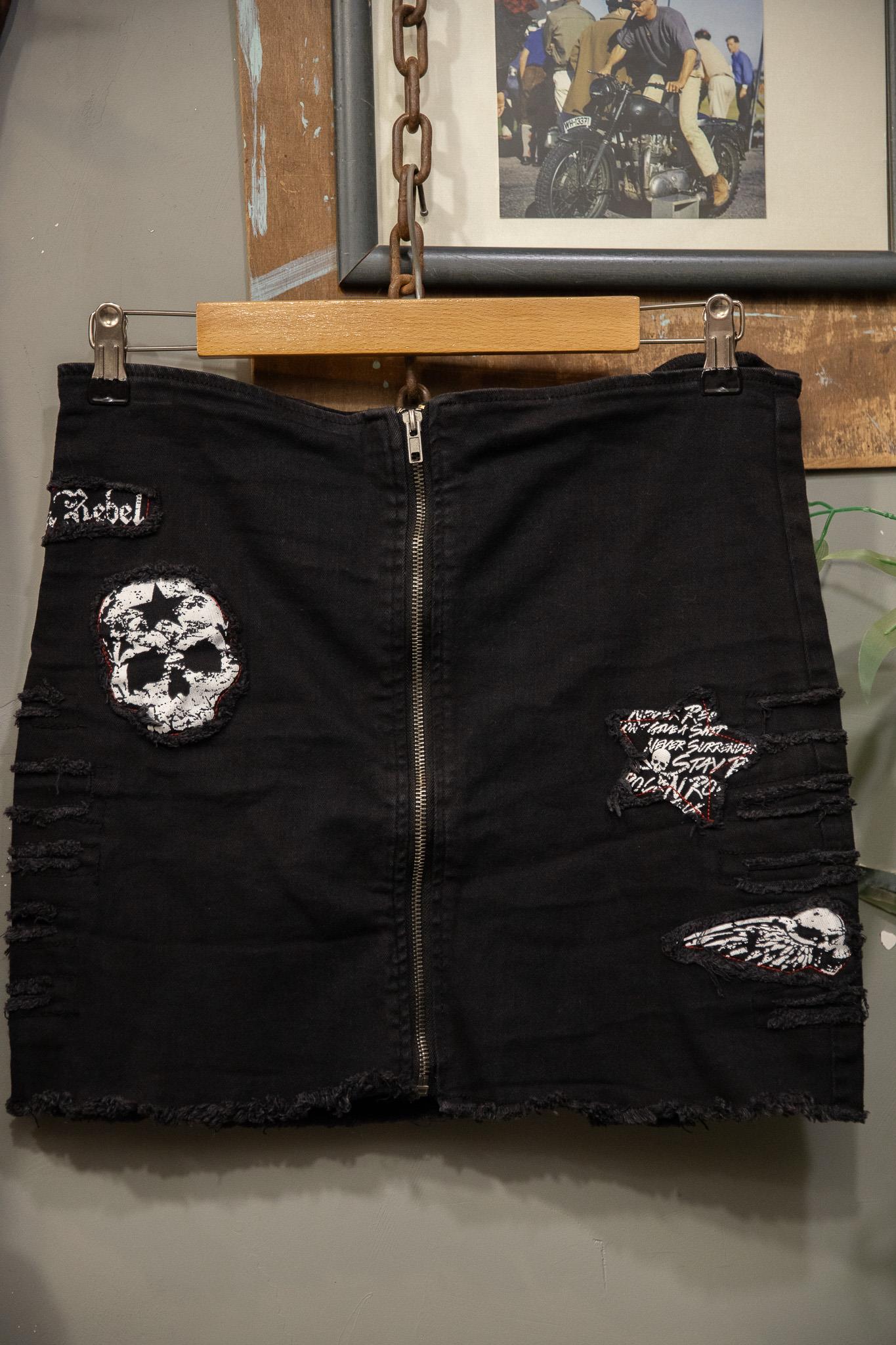 Dark Rebel Edge Etek