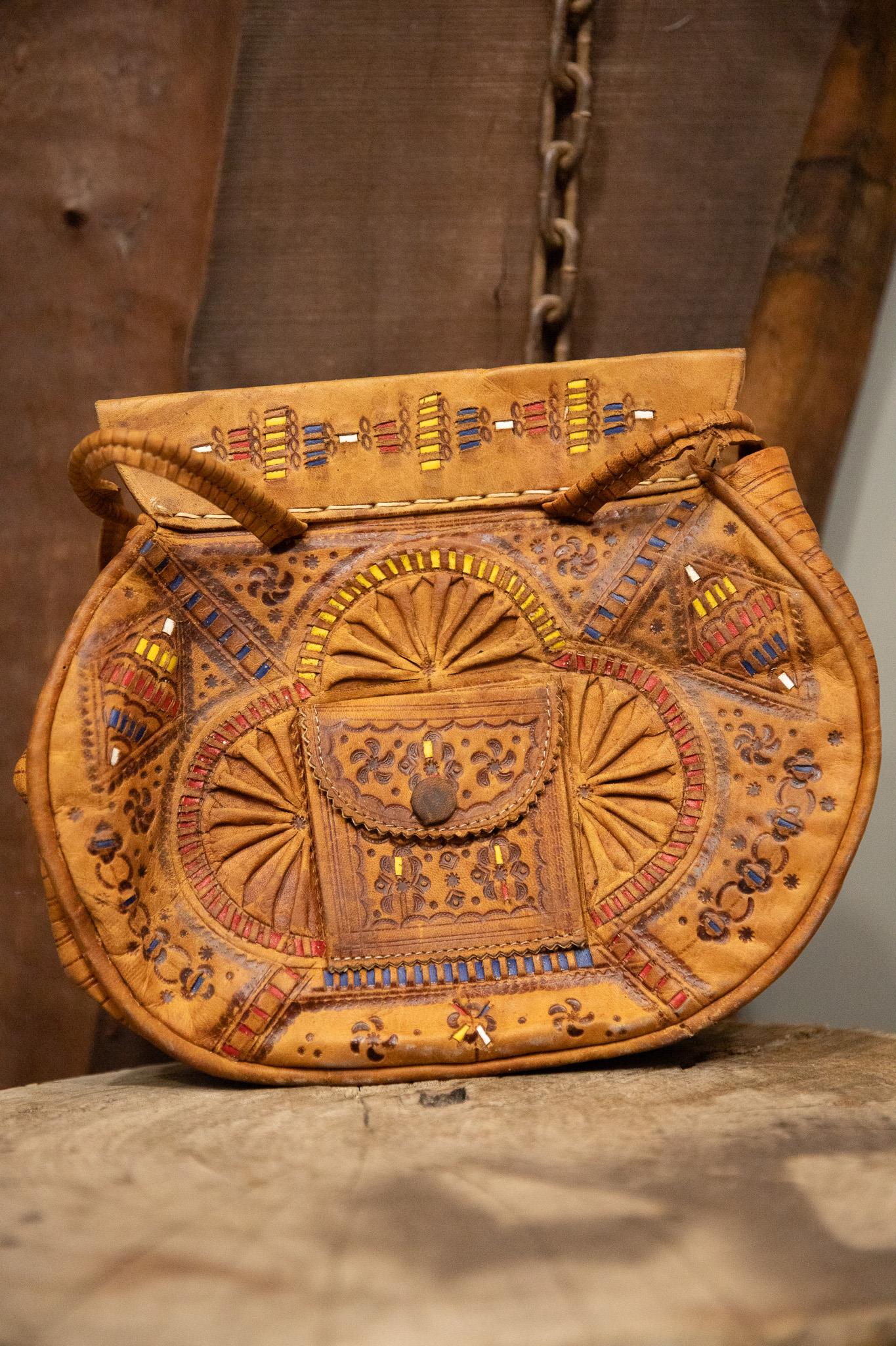 El İşçiliği Etnik Deri Çanta