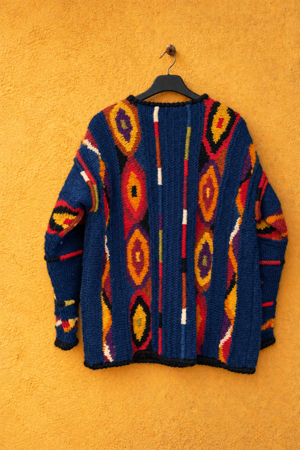 El Örgüsü Etnik Desenli Yün Hırka