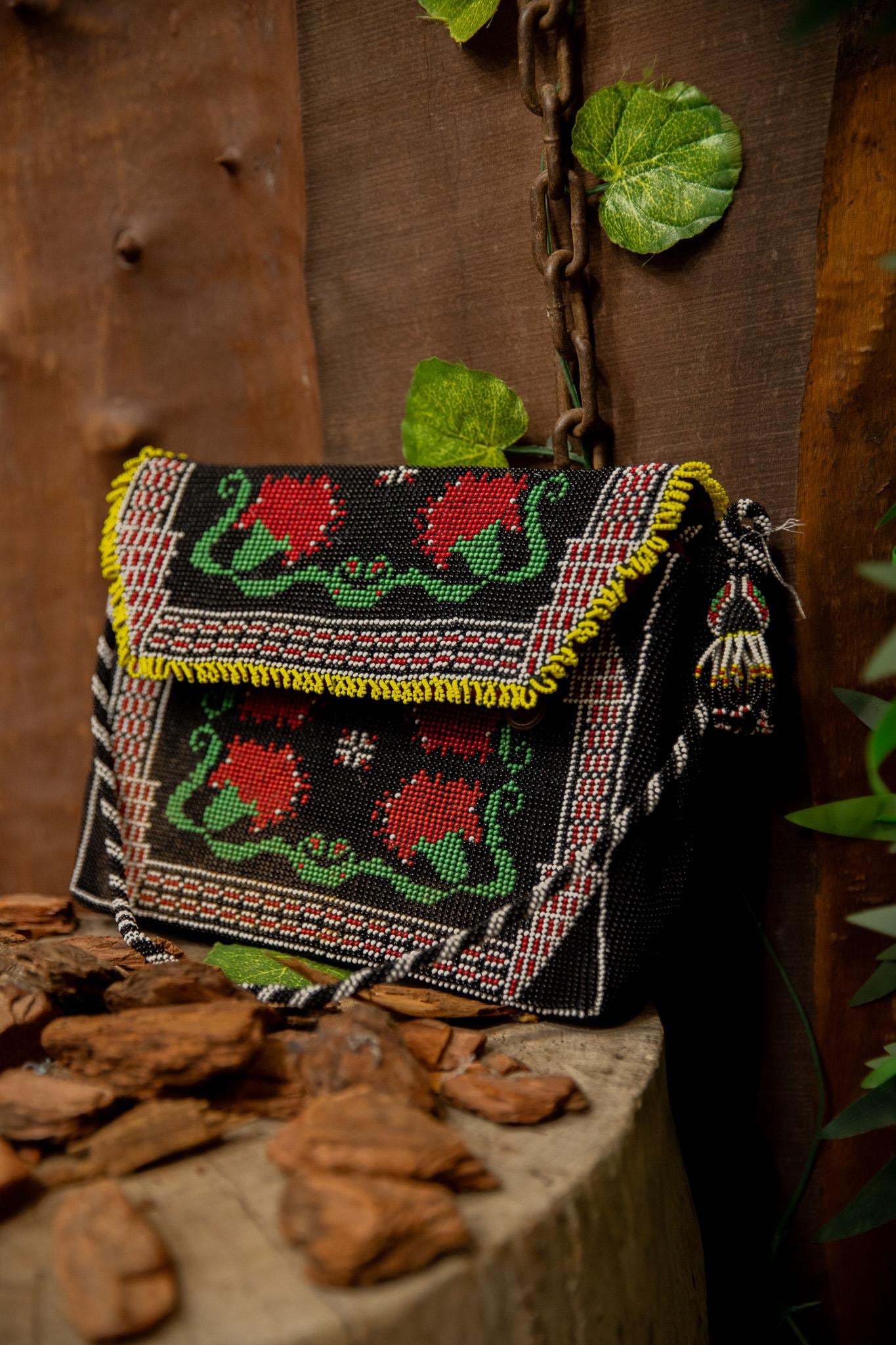 Ethnic El Yapımı 70s Boncuk Çanta