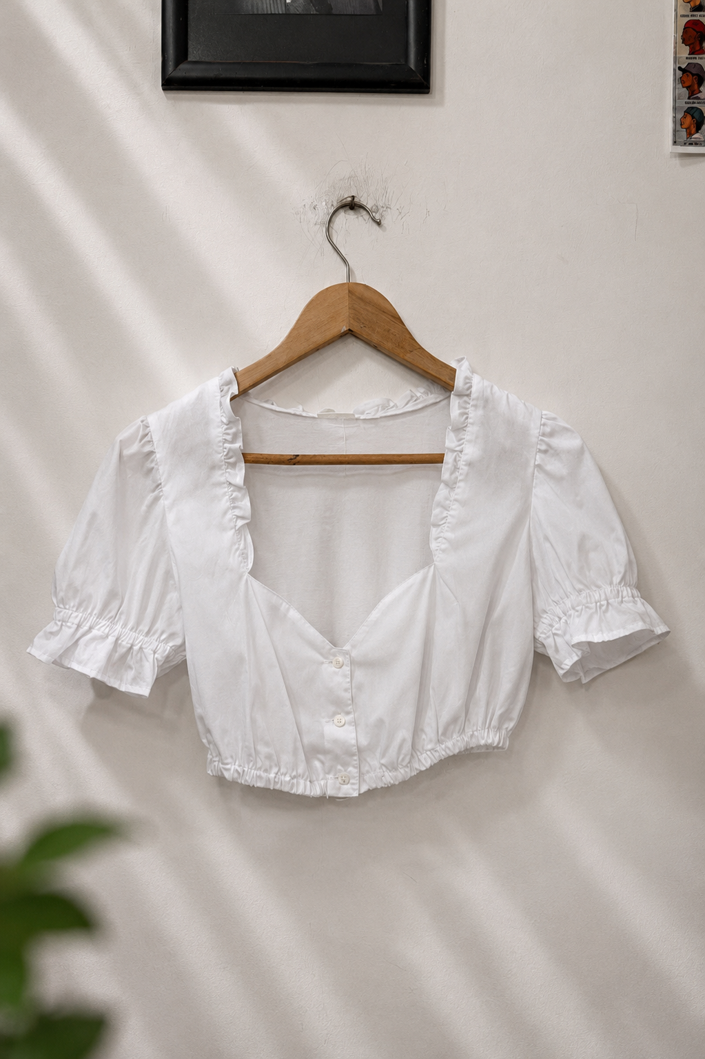 Fırfır Detaylı Büzgülü Crop