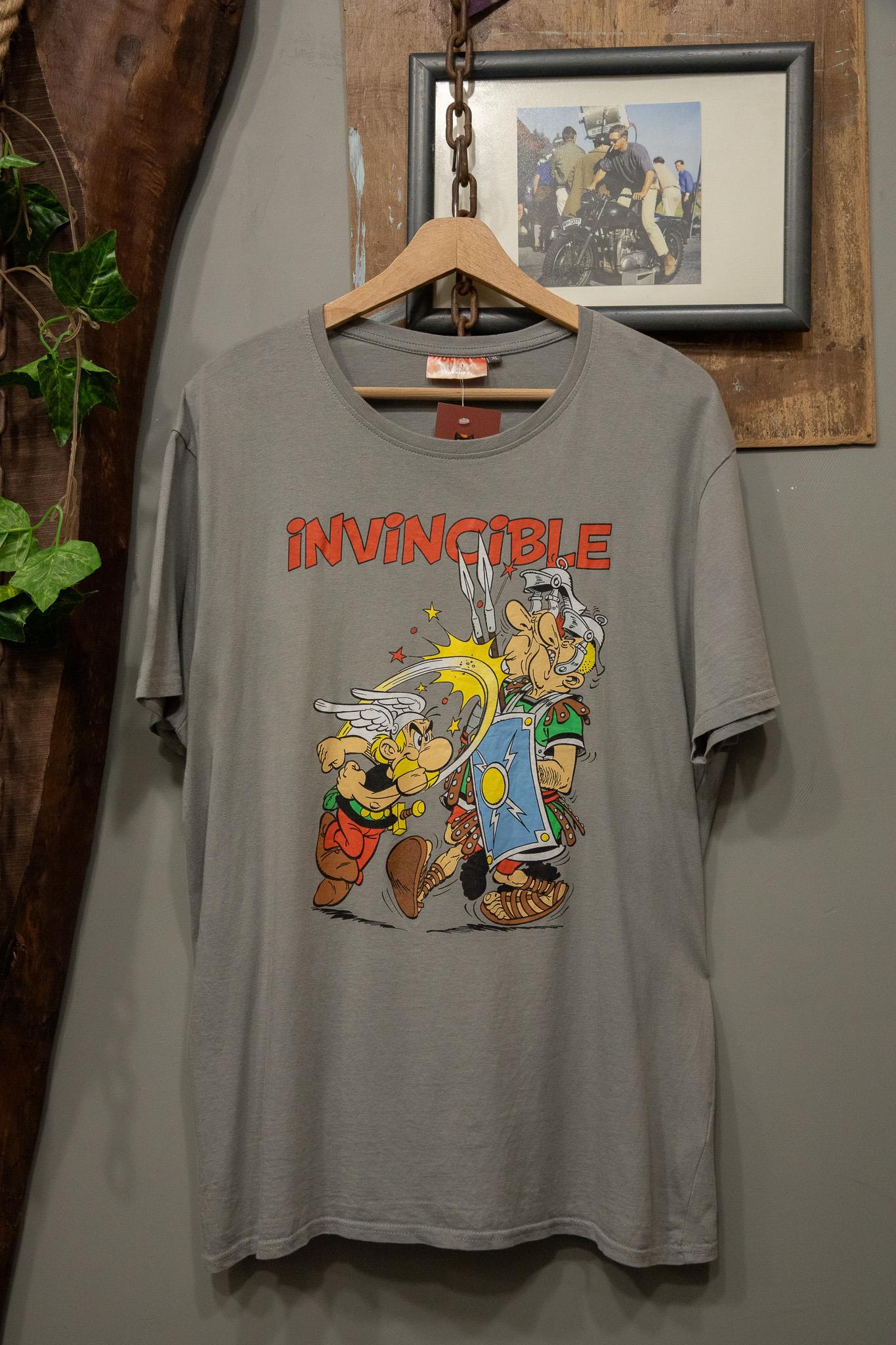 invincible Koleksiyon T-Shirt