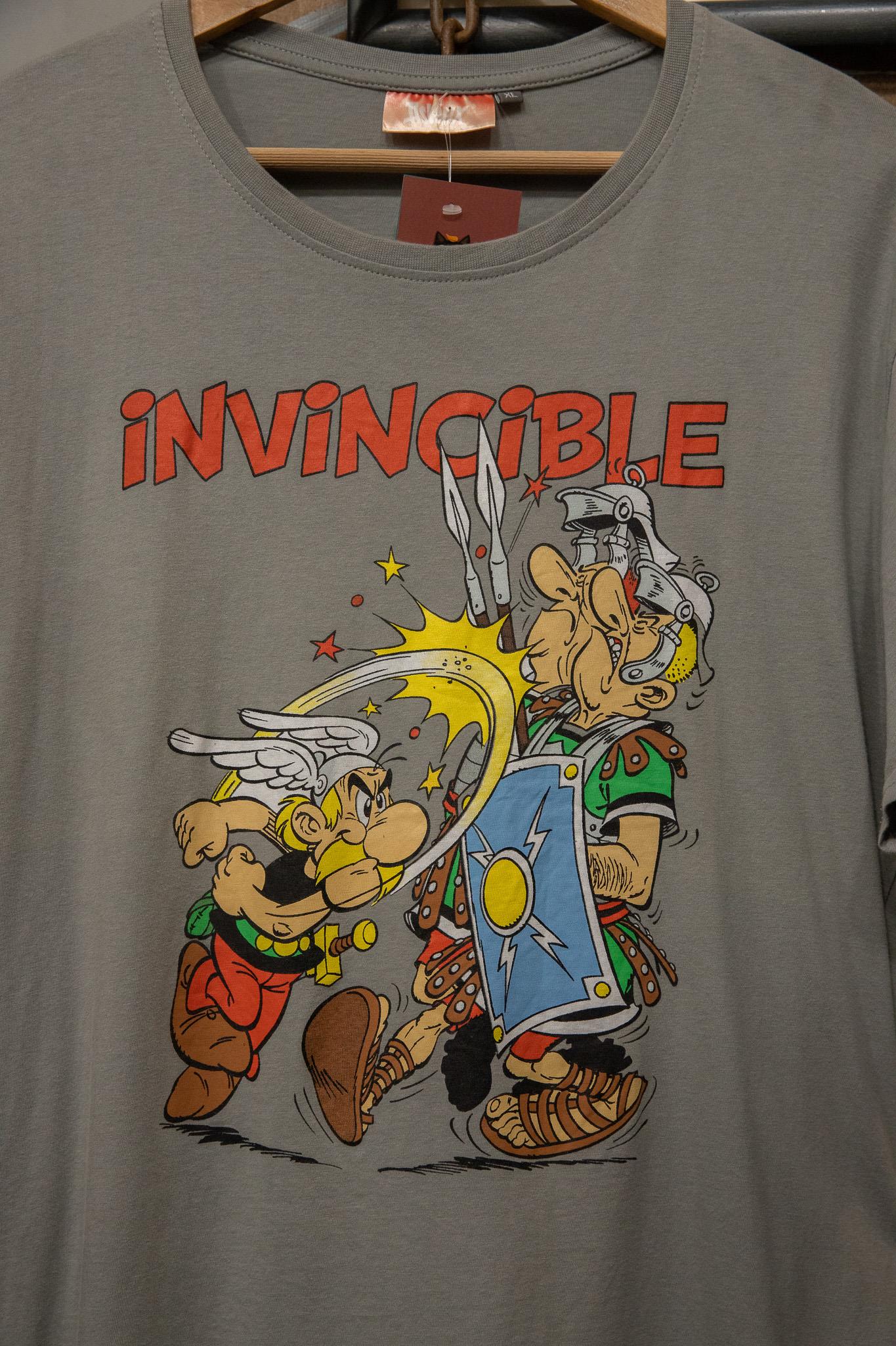 invincible Koleksiyon T-Shirt