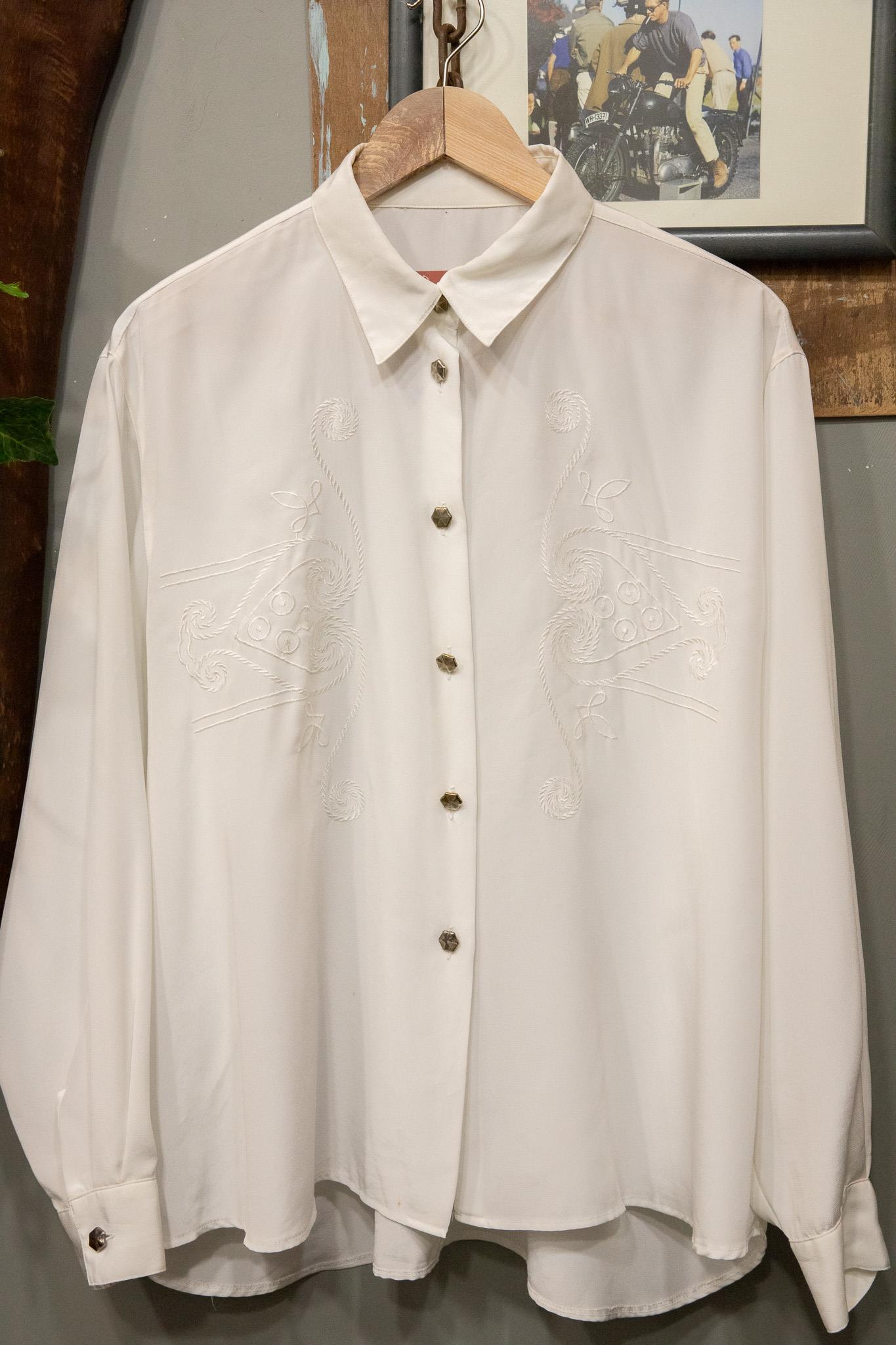 Paris Nakışlı Kadın Gömlek