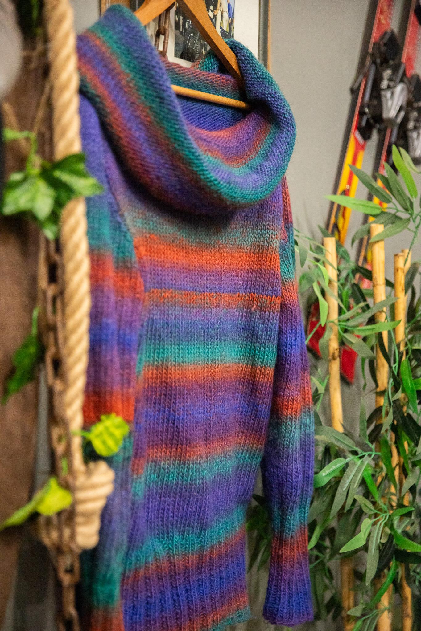 Rainbow Boho 90s Kazak