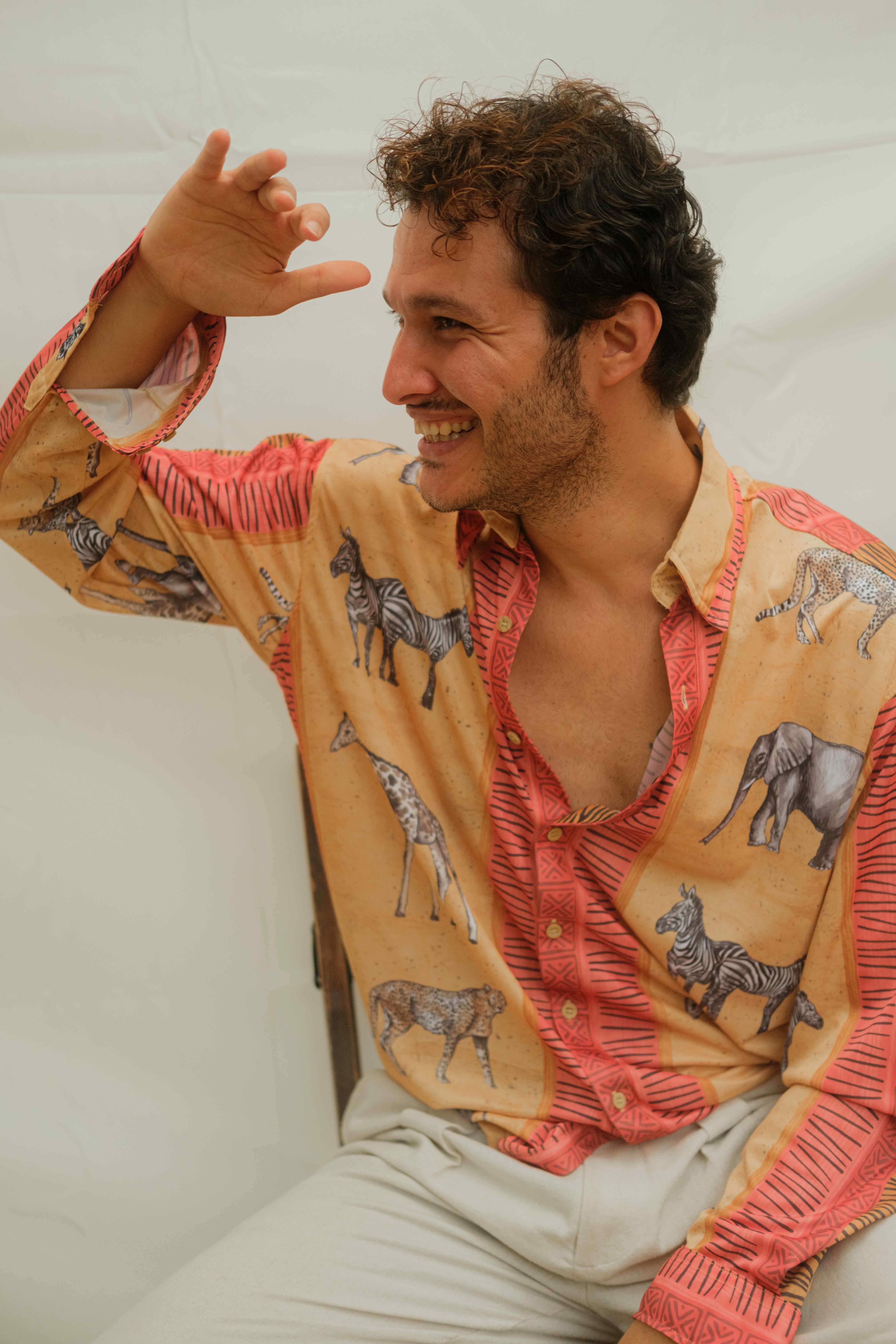 RETRO UNİSEX KOLEKSİYON GÖMLEK