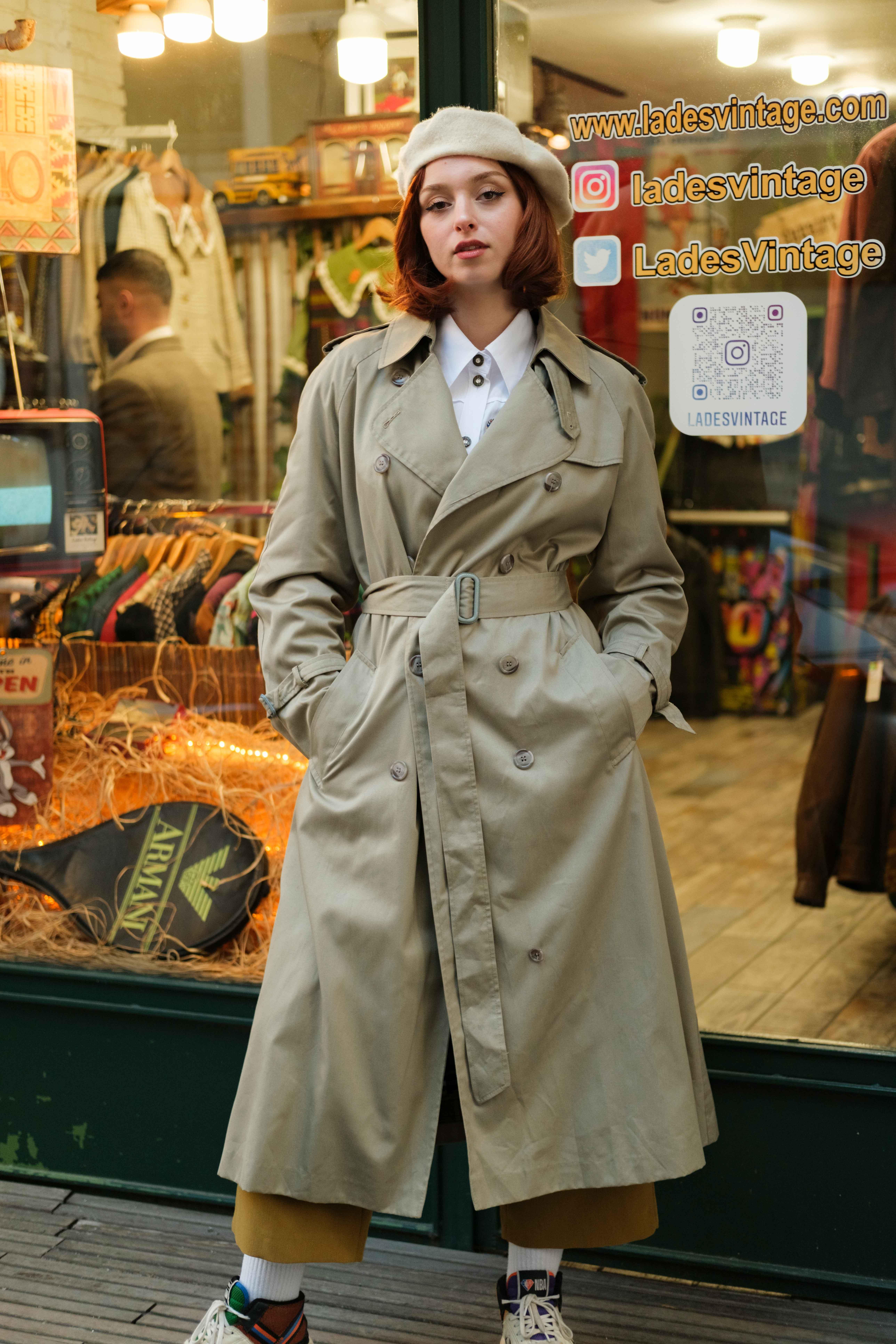 SALAŞ MODEL TRENÇKOT