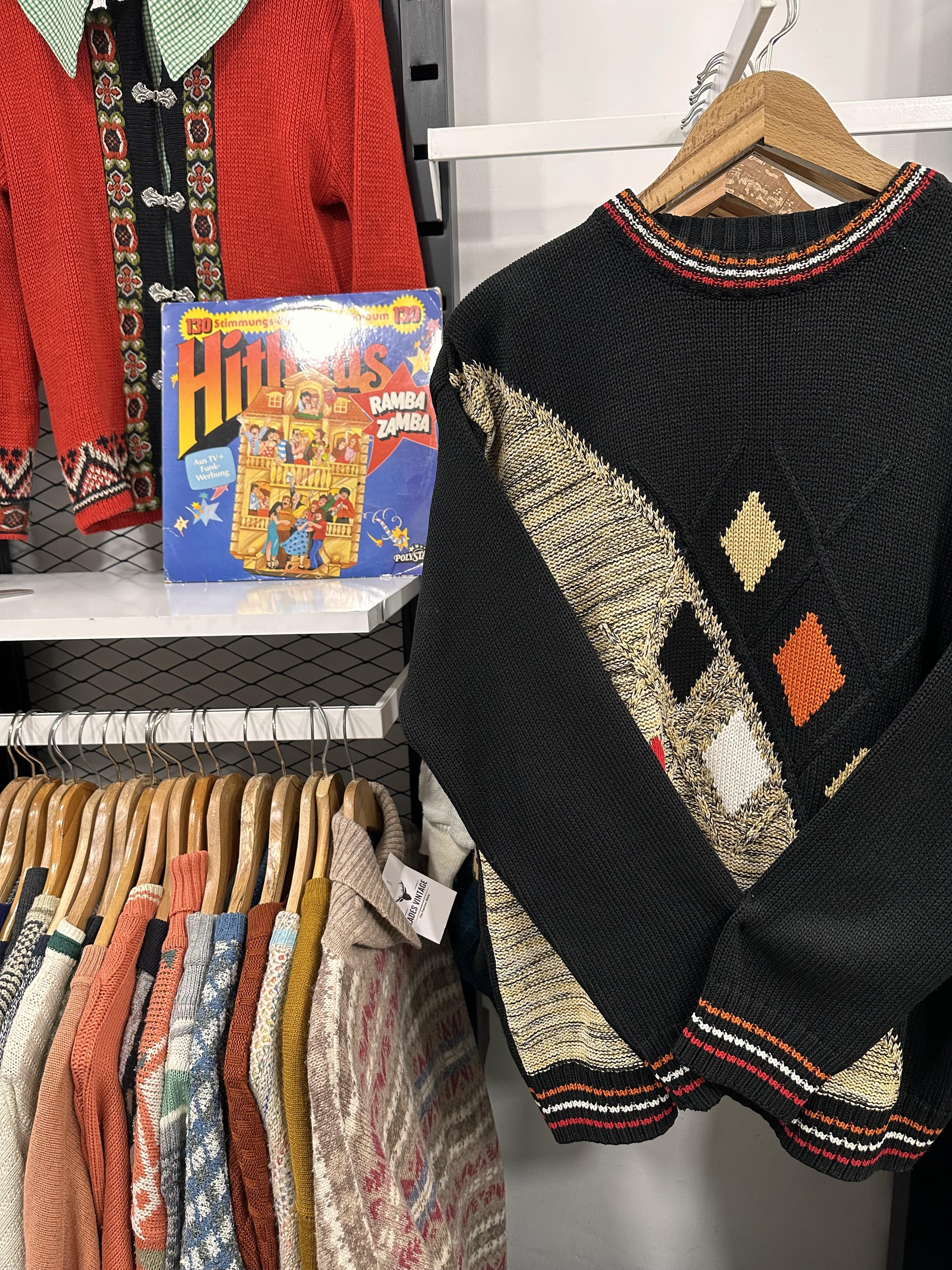 Vintage 90s Unisex Kazak