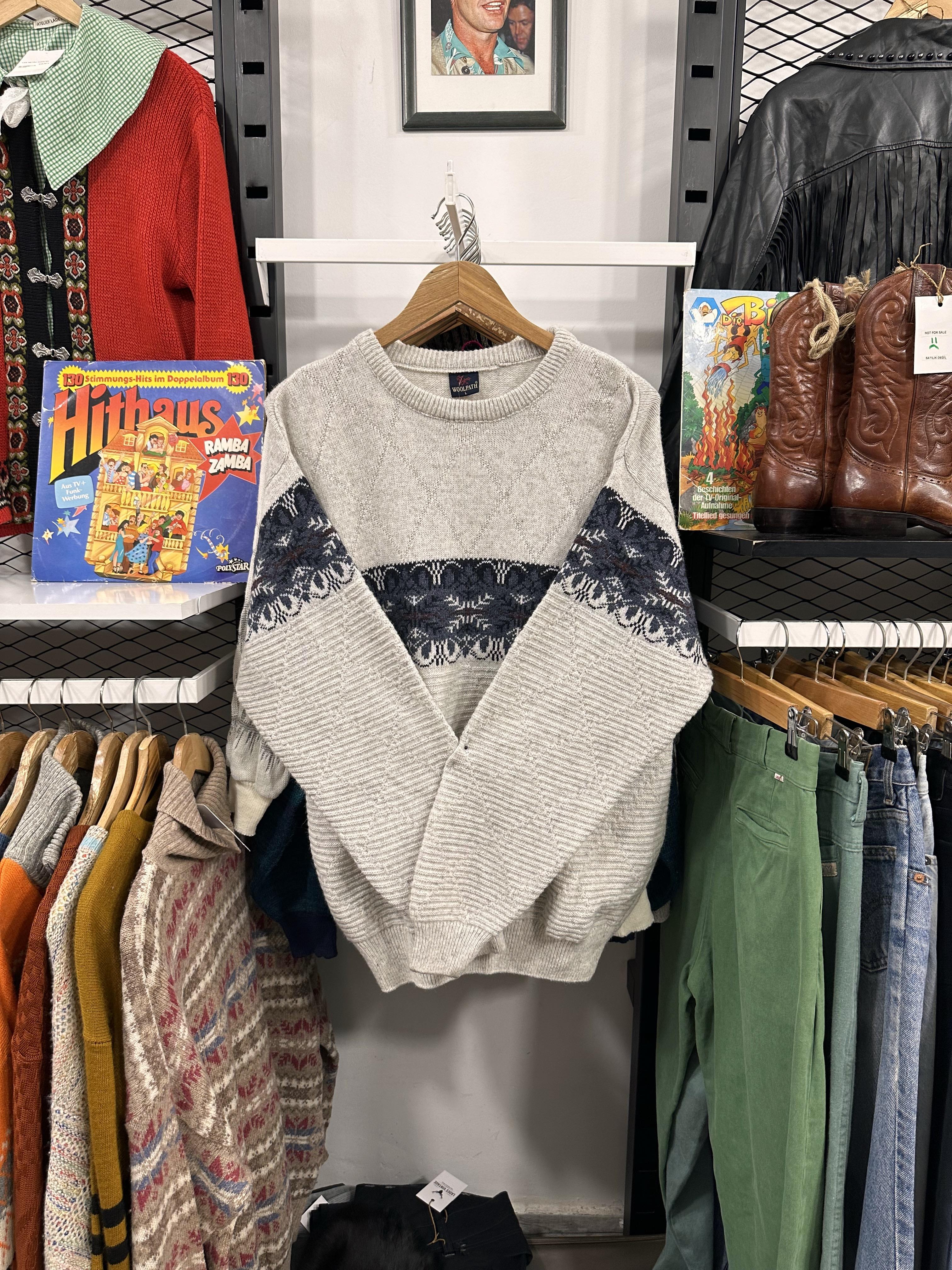 Vintage Soft White Unisex Kazak