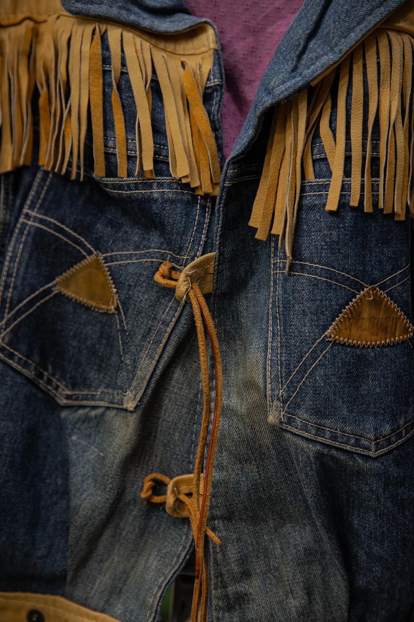 WESTERN MODEL KOT CEKET