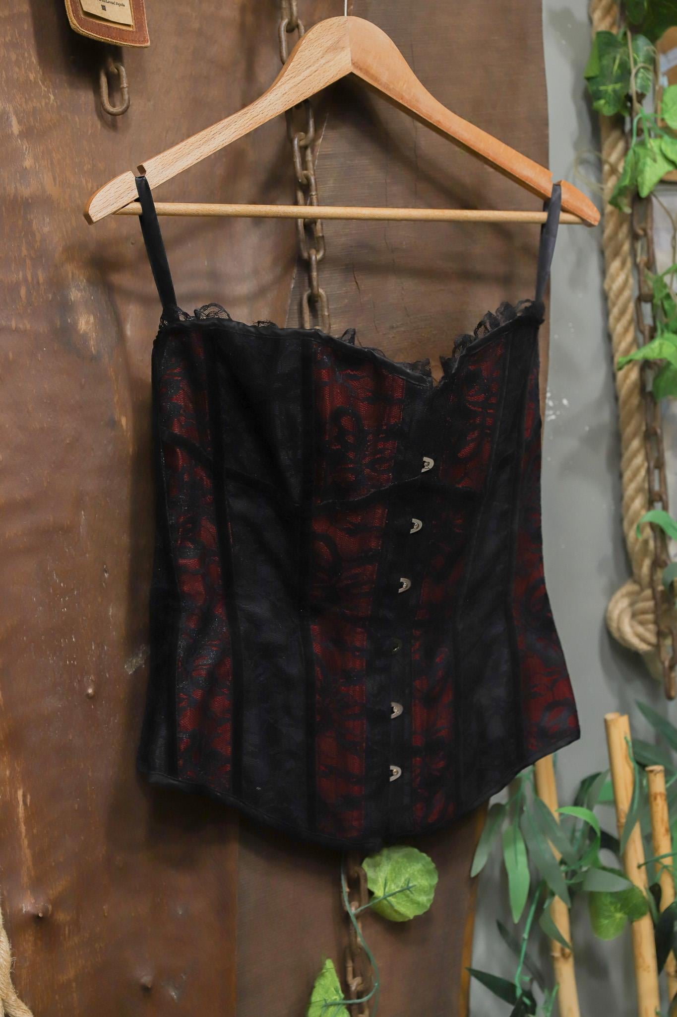 Y2K Black Burgundy Lace Korset