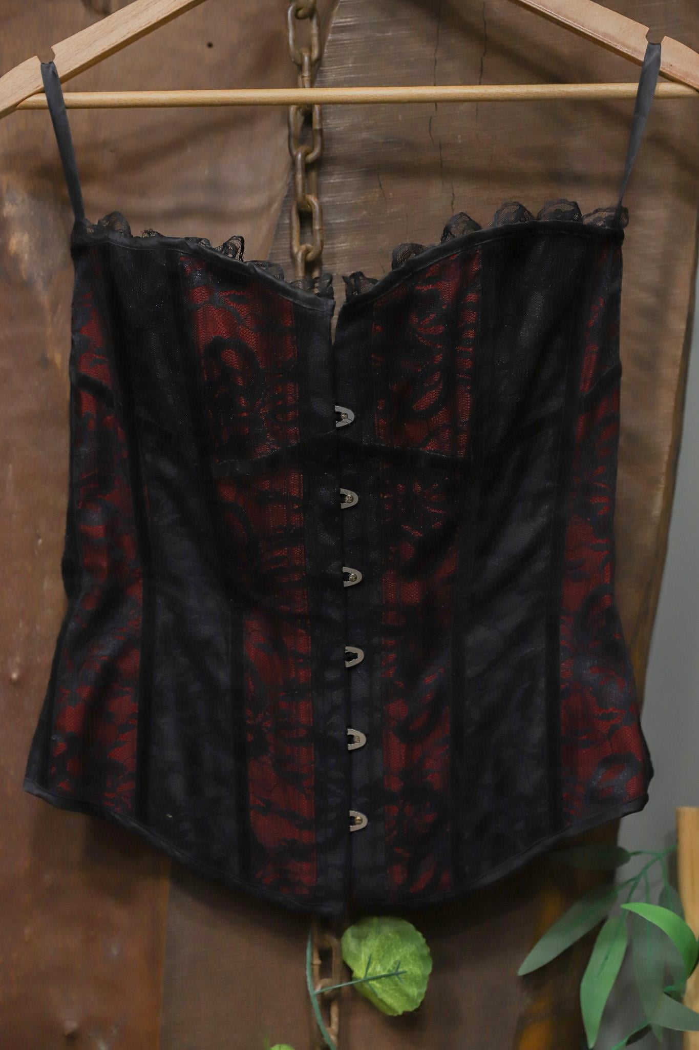 Y2K Black Burgundy Lace Korset