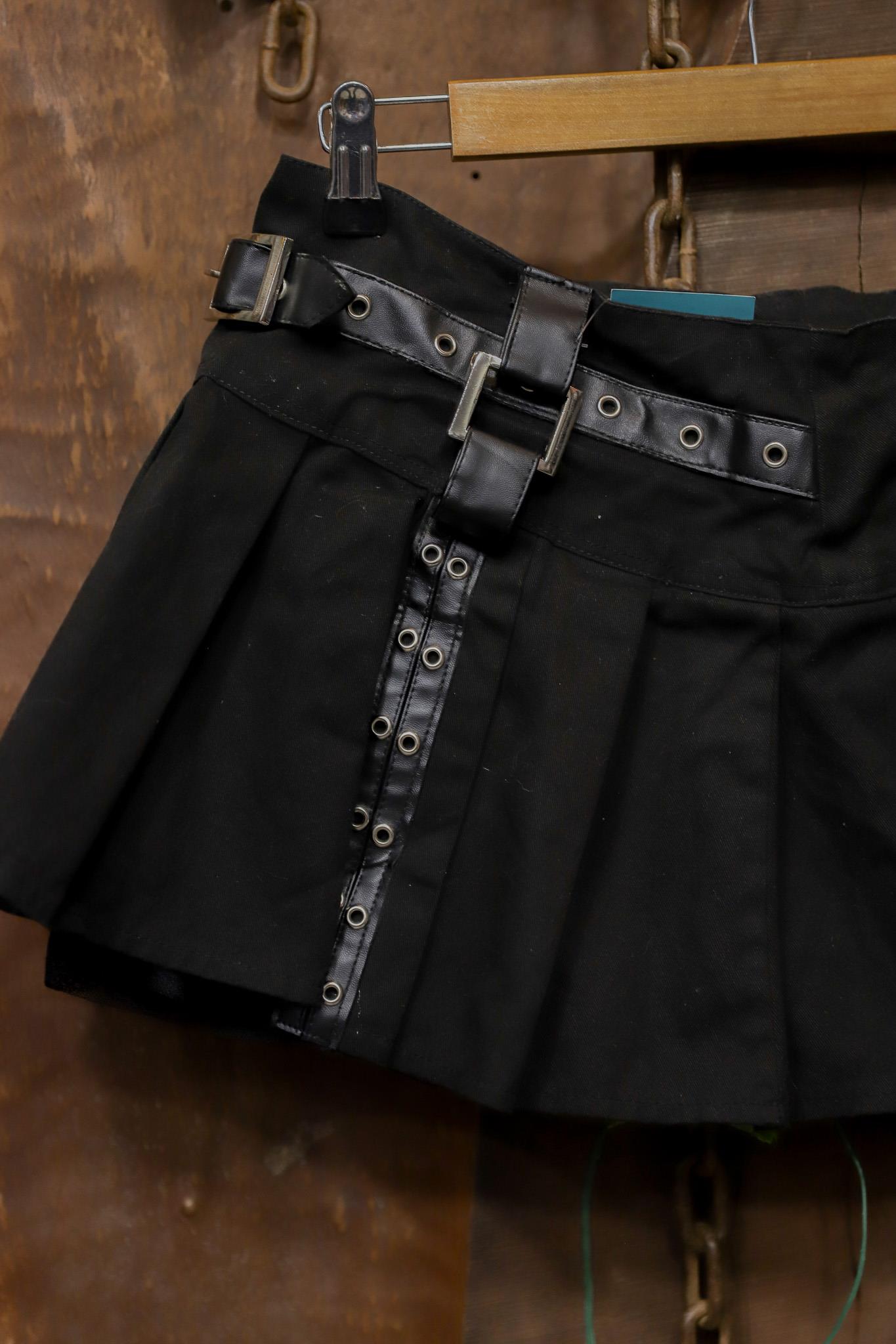 Y2K Black Pleated Etek