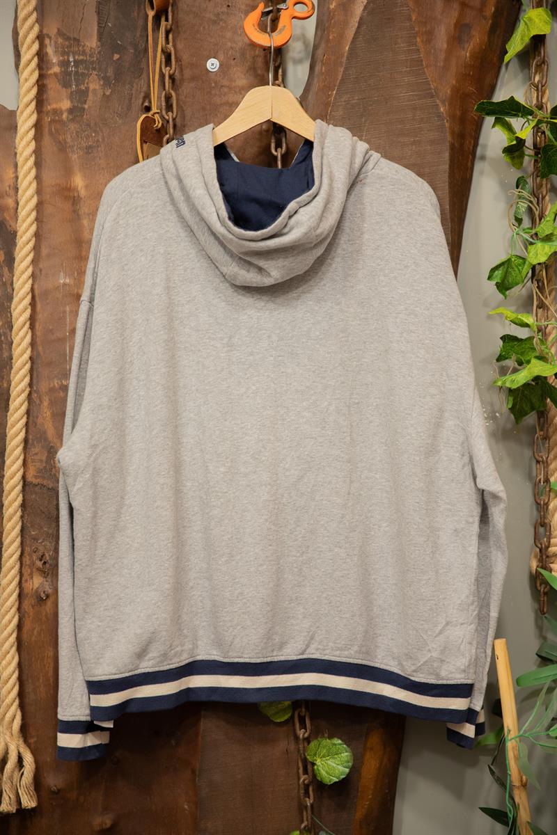 2000s Disney Park Mickey Mouse Sweatshirt