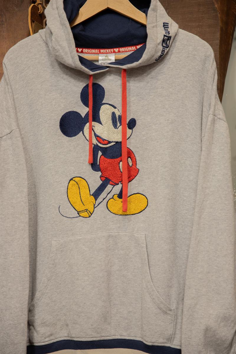 2000s Disney Park Mickey Mouse Sweatshirt