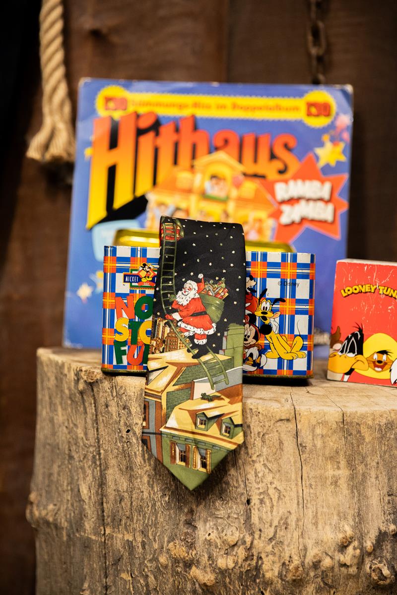 80s Festive Balloon Noel Kravat