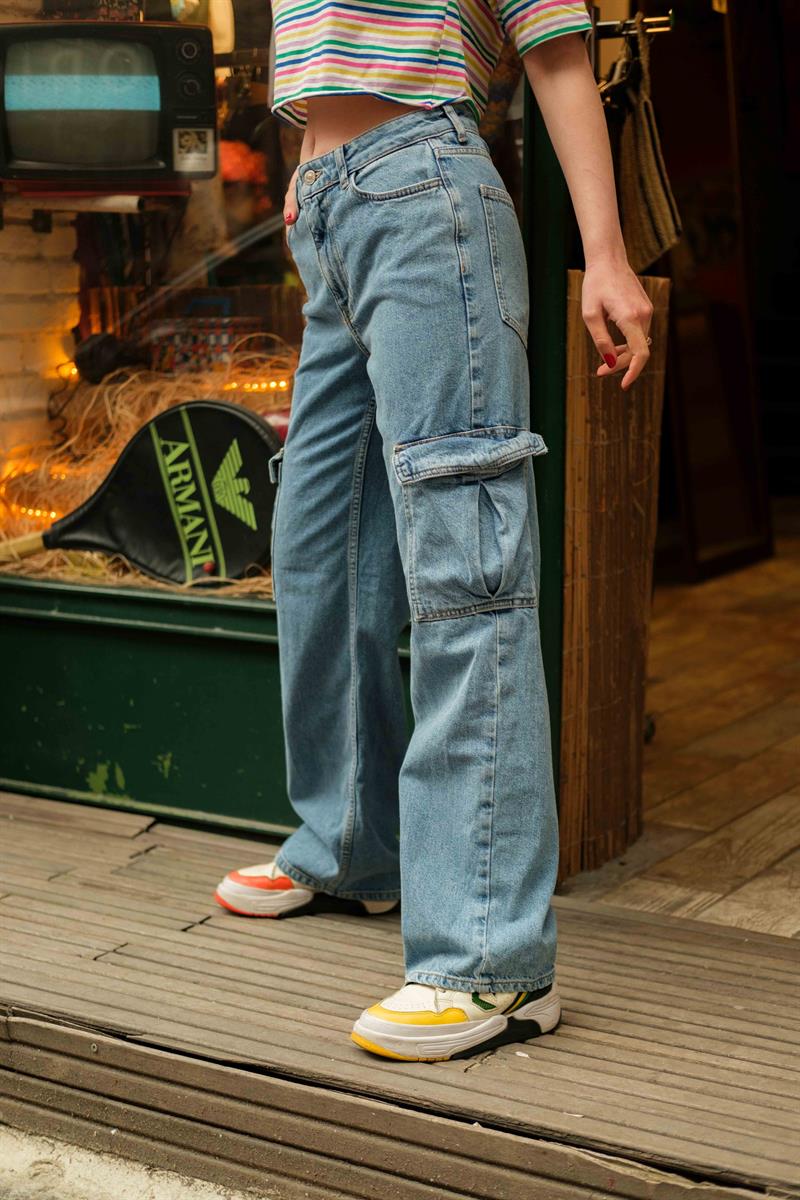 90s Baggy Cargo Jeans